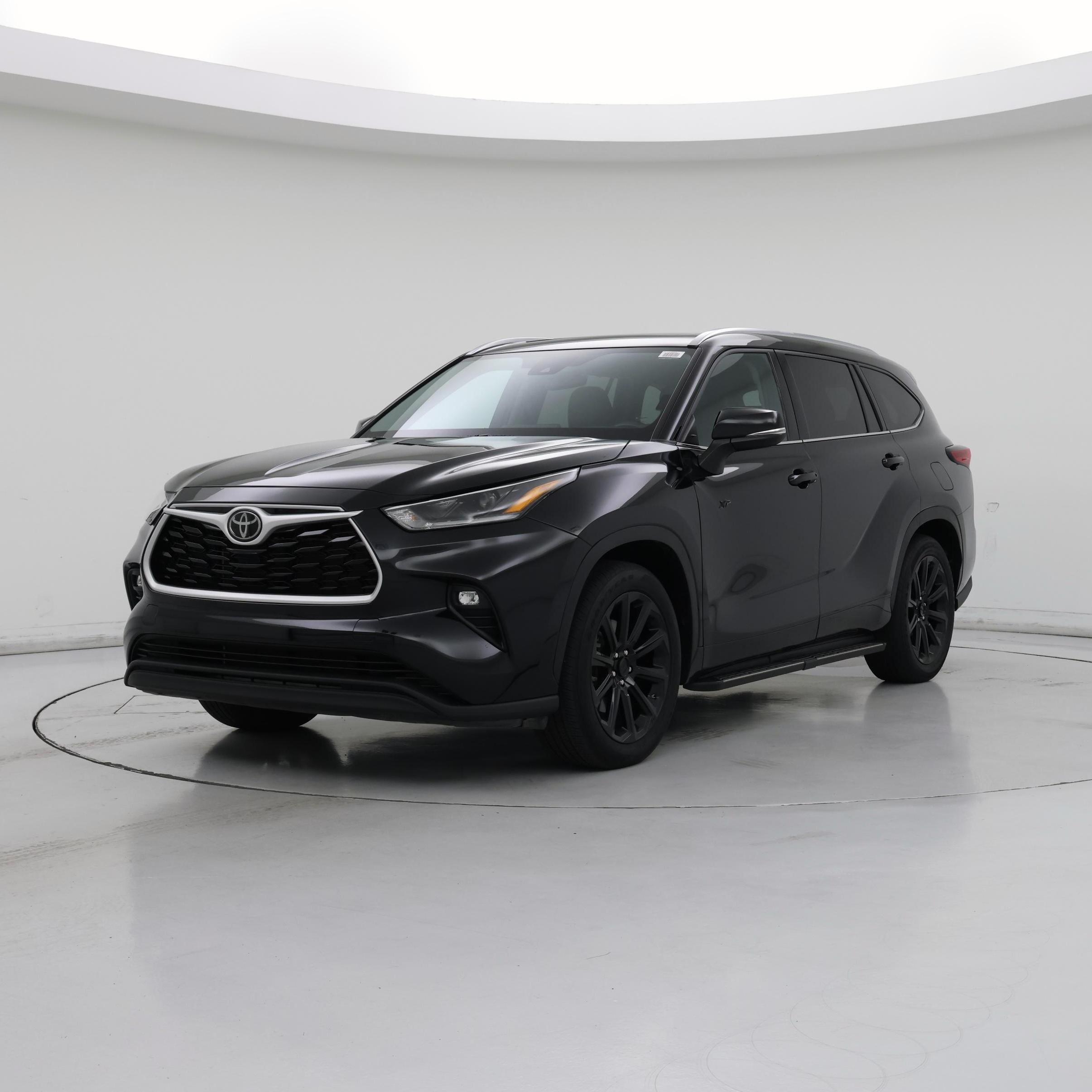 Thumbnail: 2021 Toyota Highlander - 4