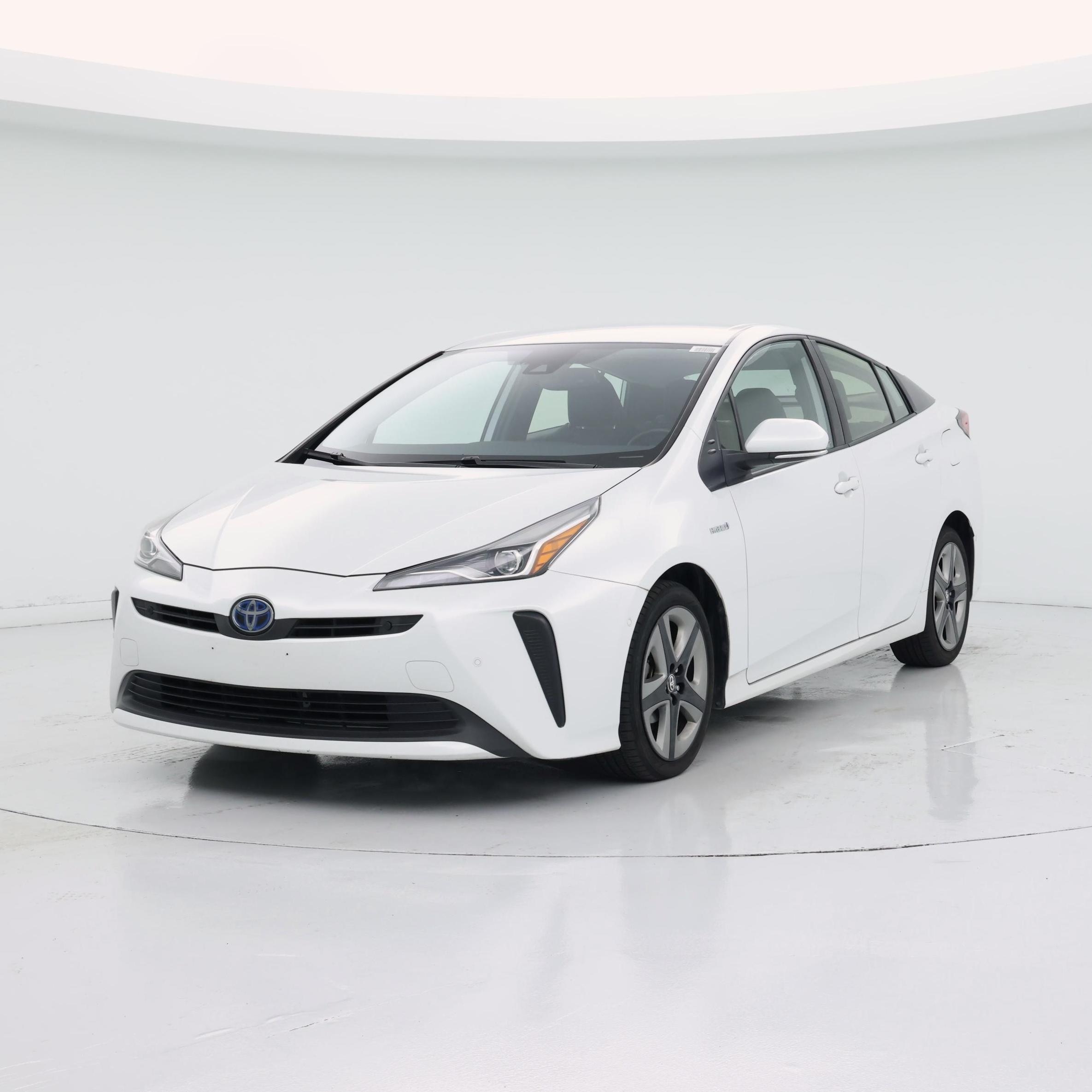 Thumbnail: 2021 Toyota Prius - 4