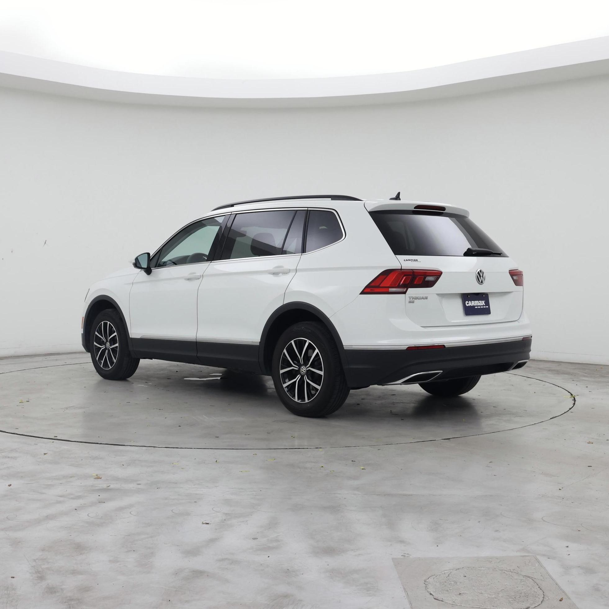 Thumbnail: 2021 Volkswagen Tiguan - 2
