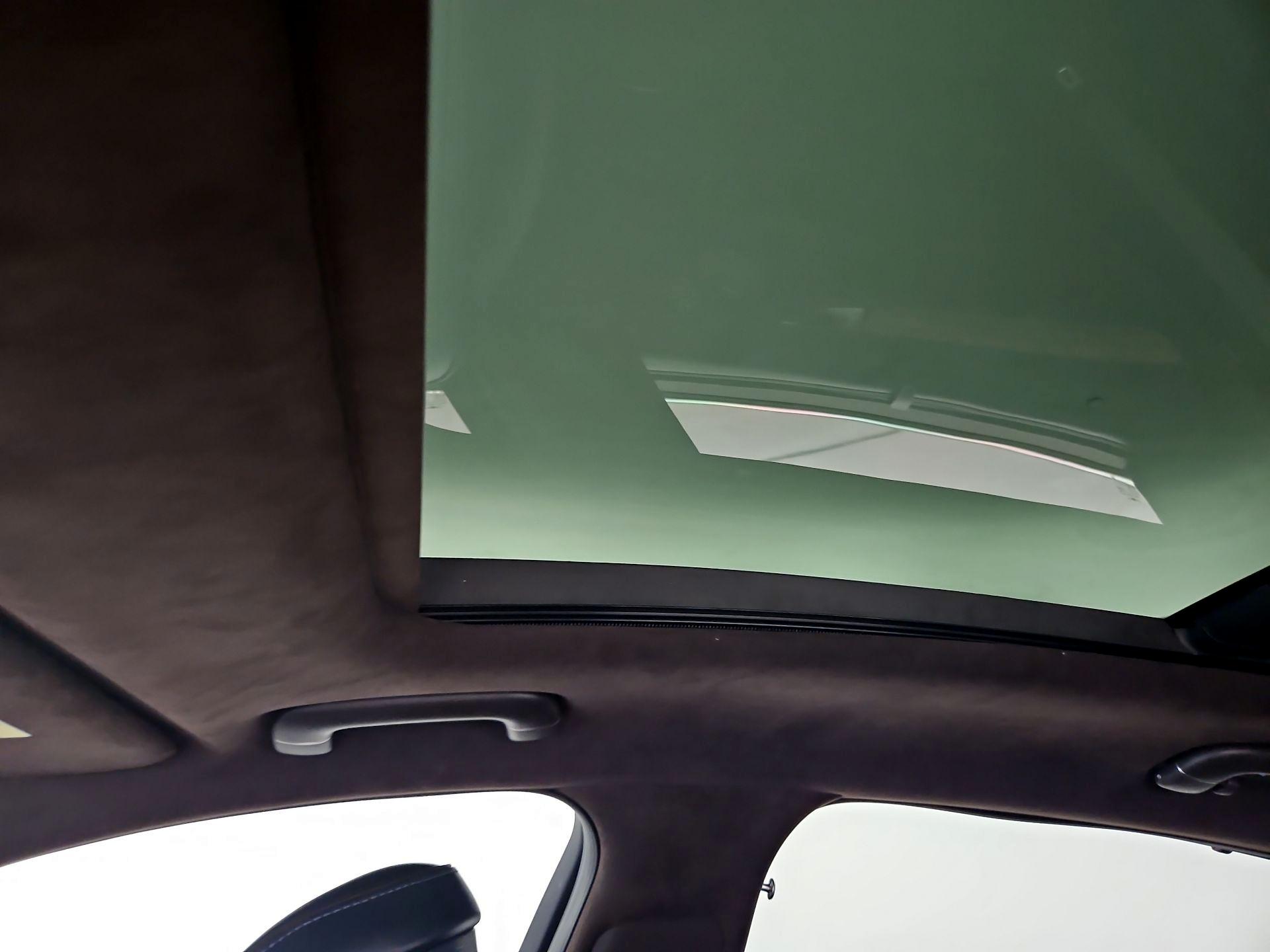 Thumbnail: 2021 Genesis G80 - 20