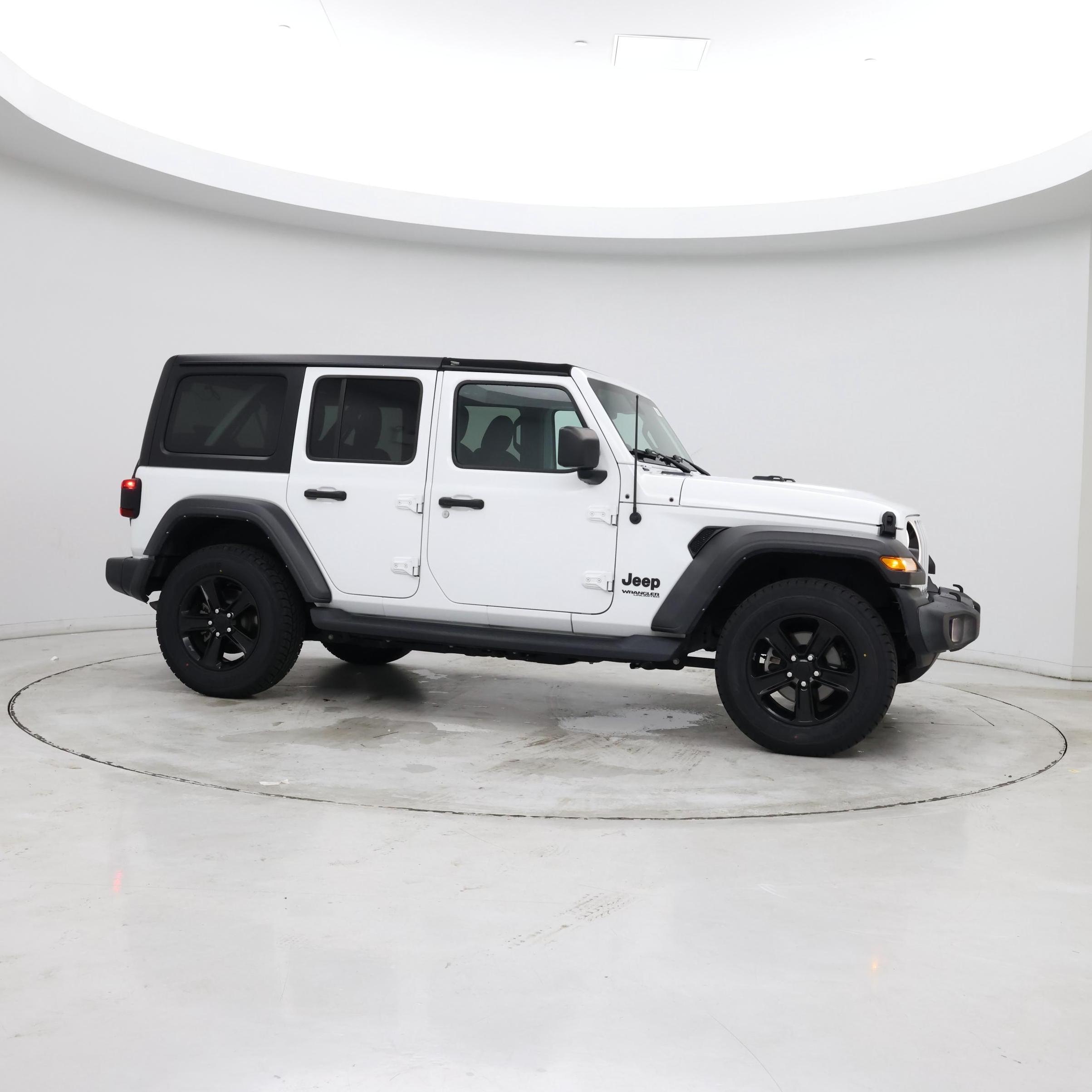 Thumbnail: 2022 Jeep Wrangler - 7