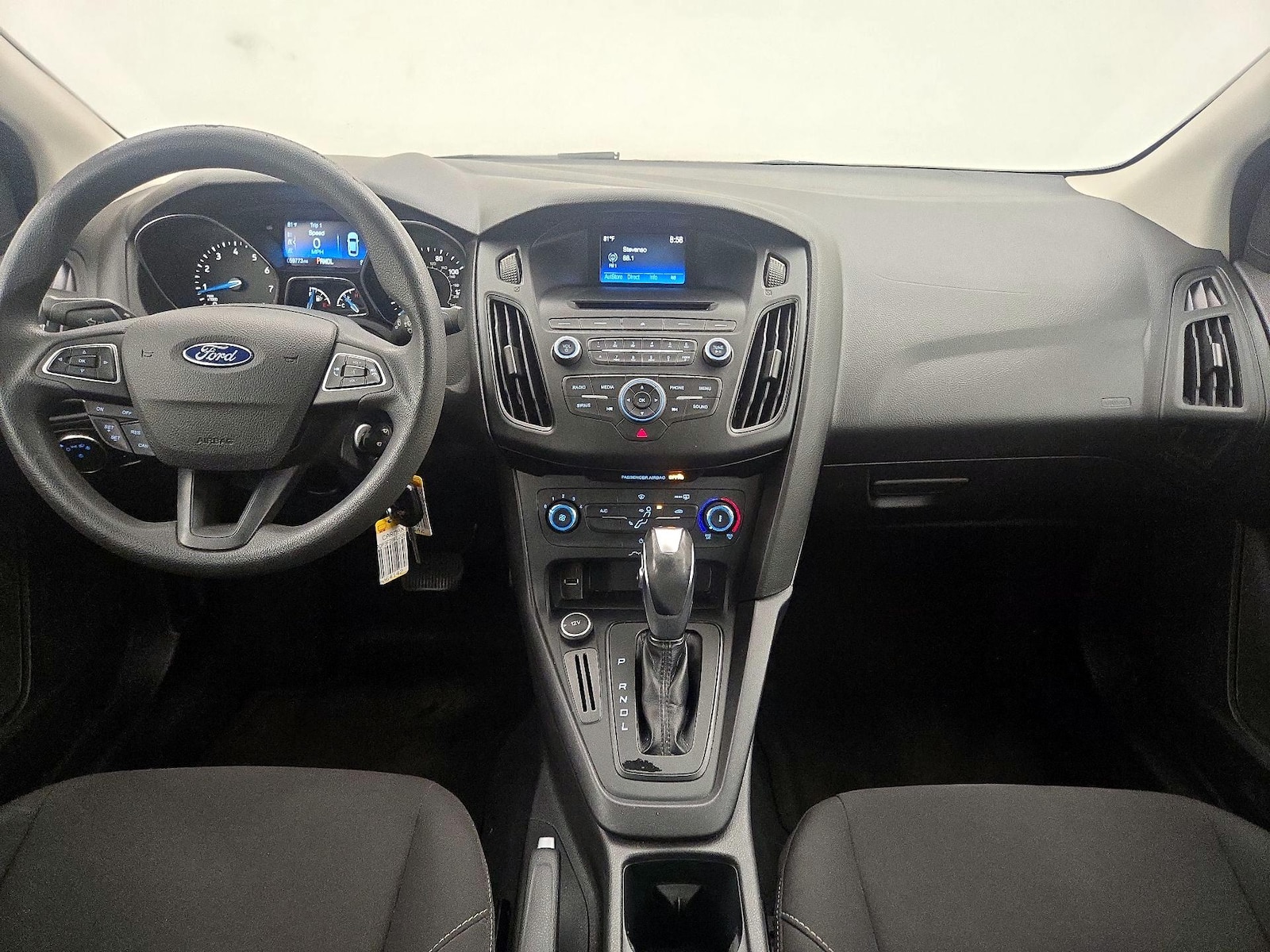 2015 Ford Focus SE - Photo 10