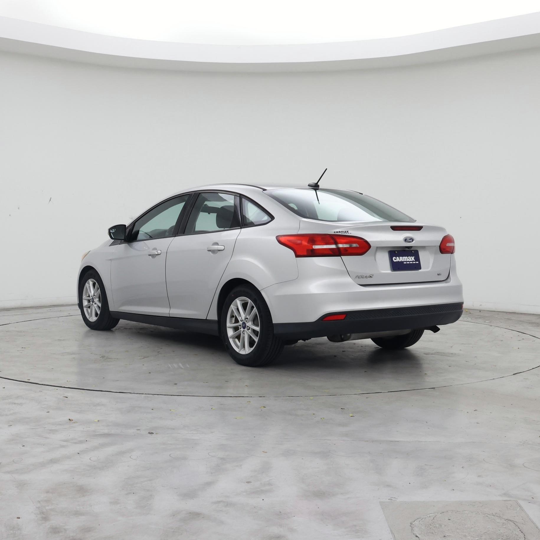Thumbnail: 2015 Ford Focus - 2