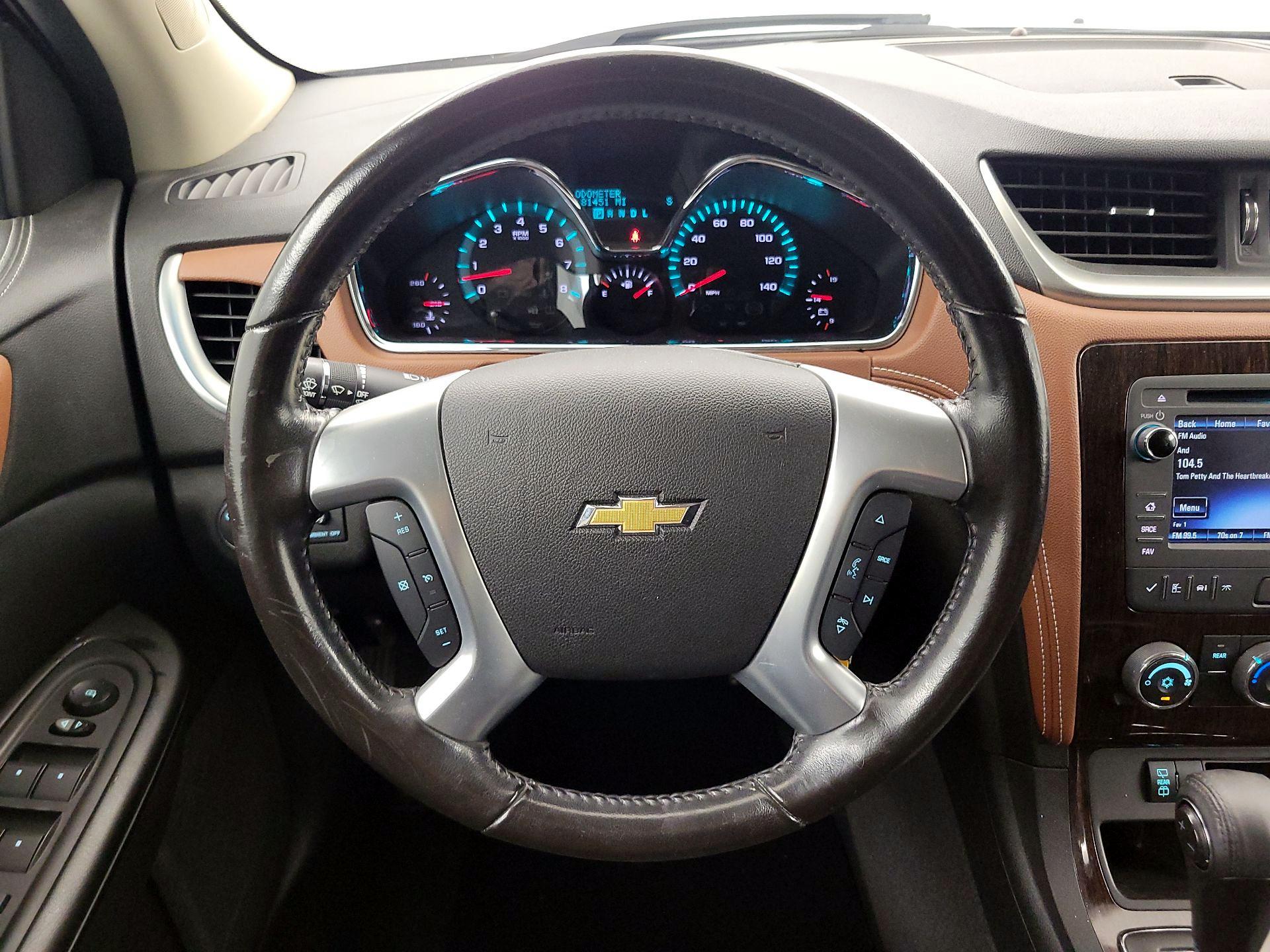 Thumbnail: 2017 Chevrolet Traverse - 10