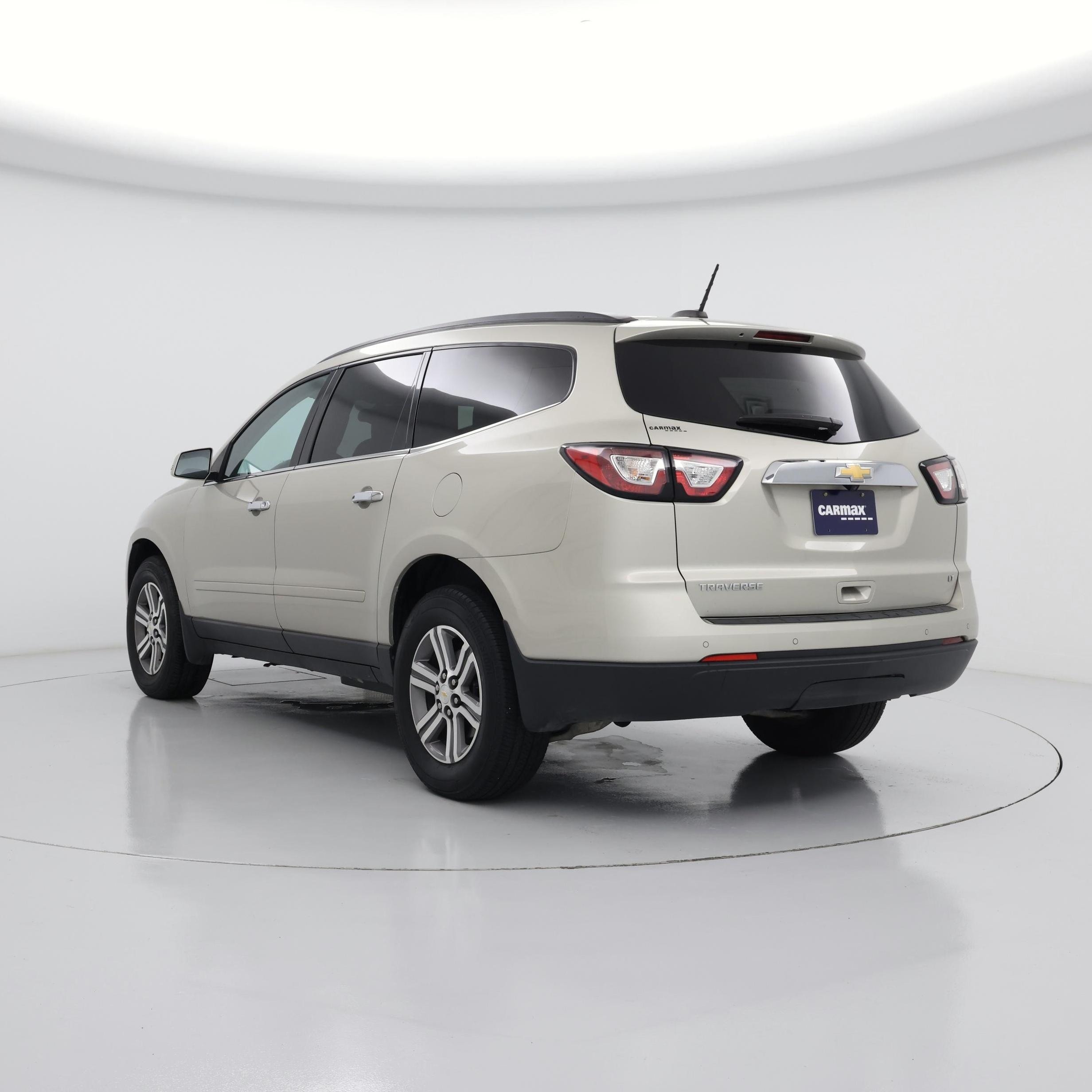 Thumbnail: 2017 Chevrolet Traverse - 2