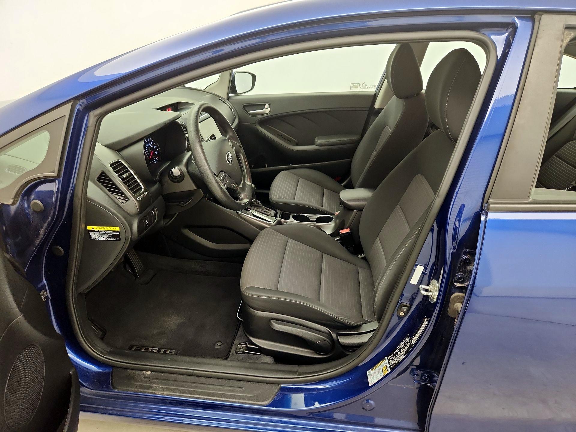 Thumbnail: 2018 Kia Forte - 11
