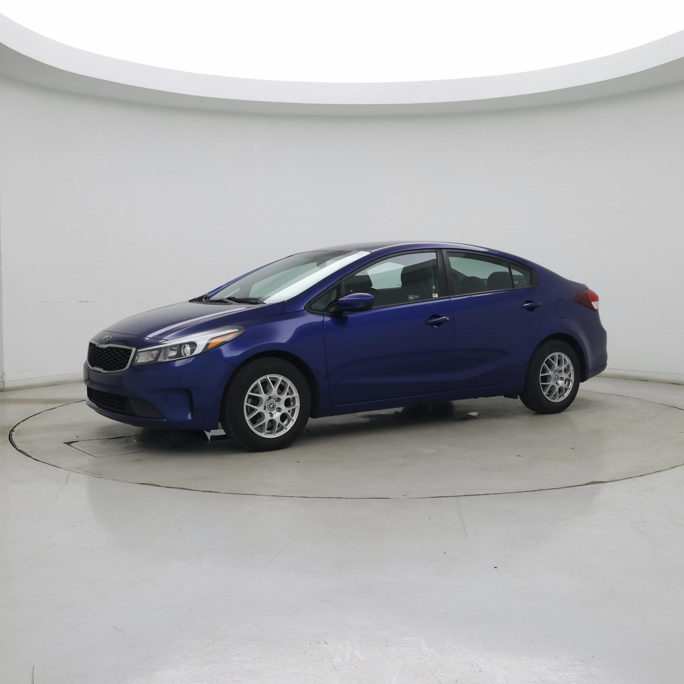 Thumbnail: 2018 Kia Forte - 4