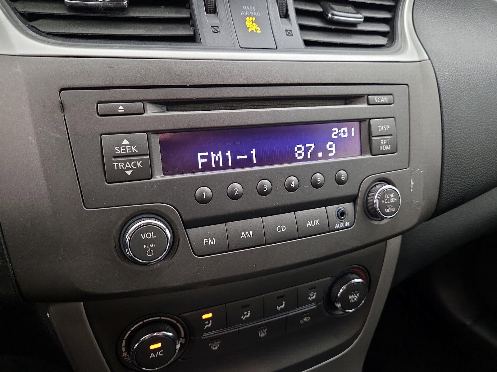 2014 Nissan Sentra SV - Photo 15