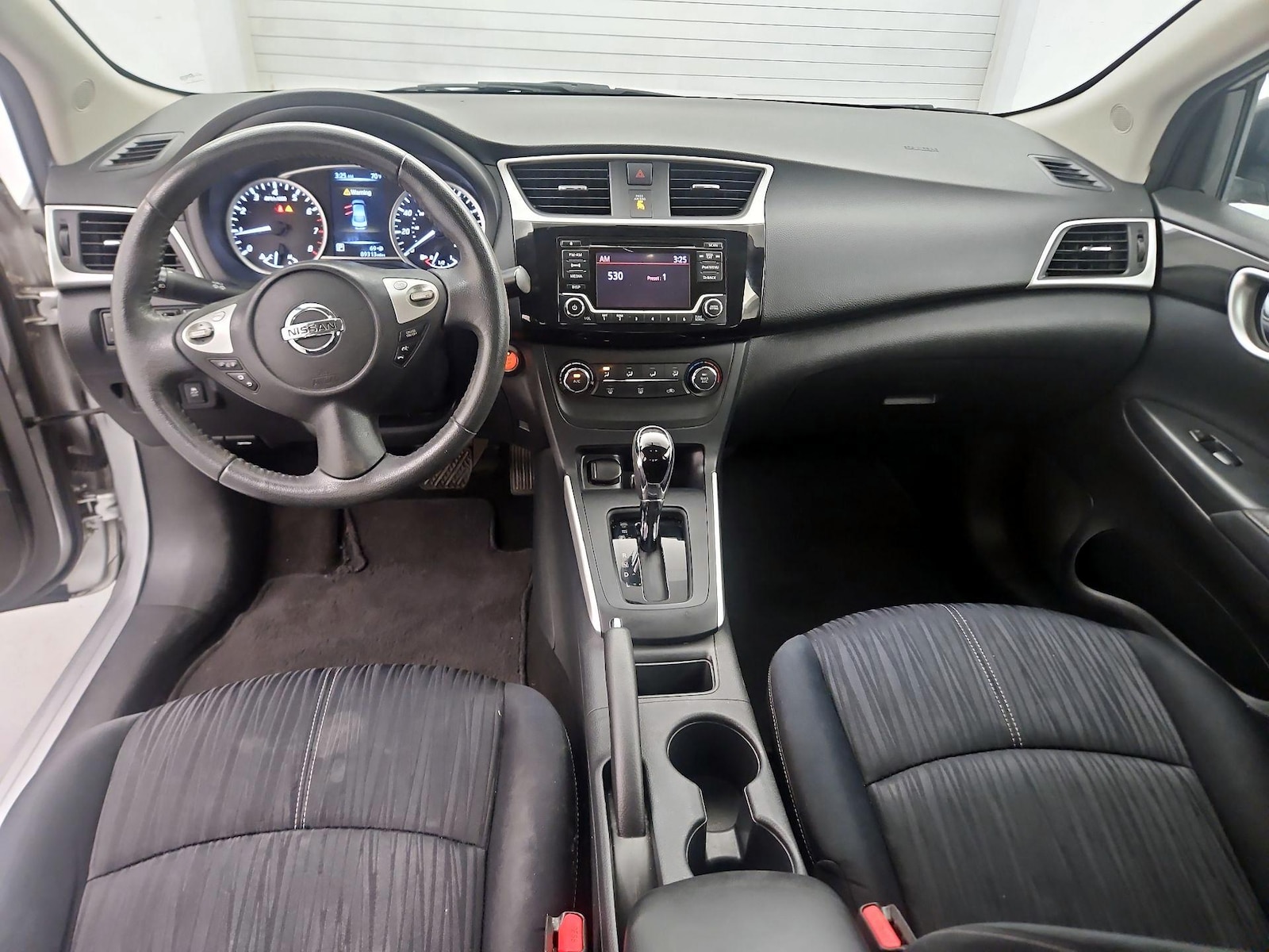 2017 Nissan Sentra SV - Photo 10