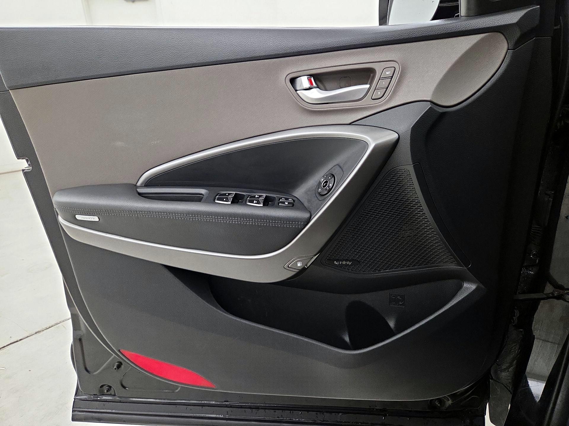 Thumbnail: 2018 Hyundai Santa Fe - 12