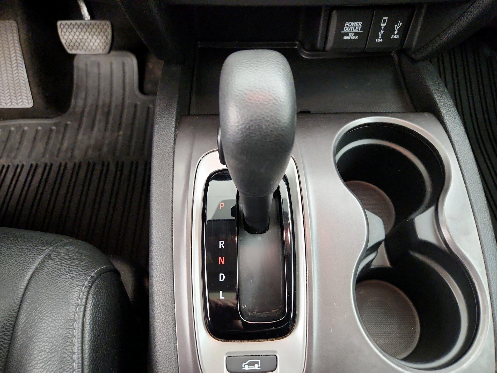 Thumbnail: 2017 Honda Pilot - 18