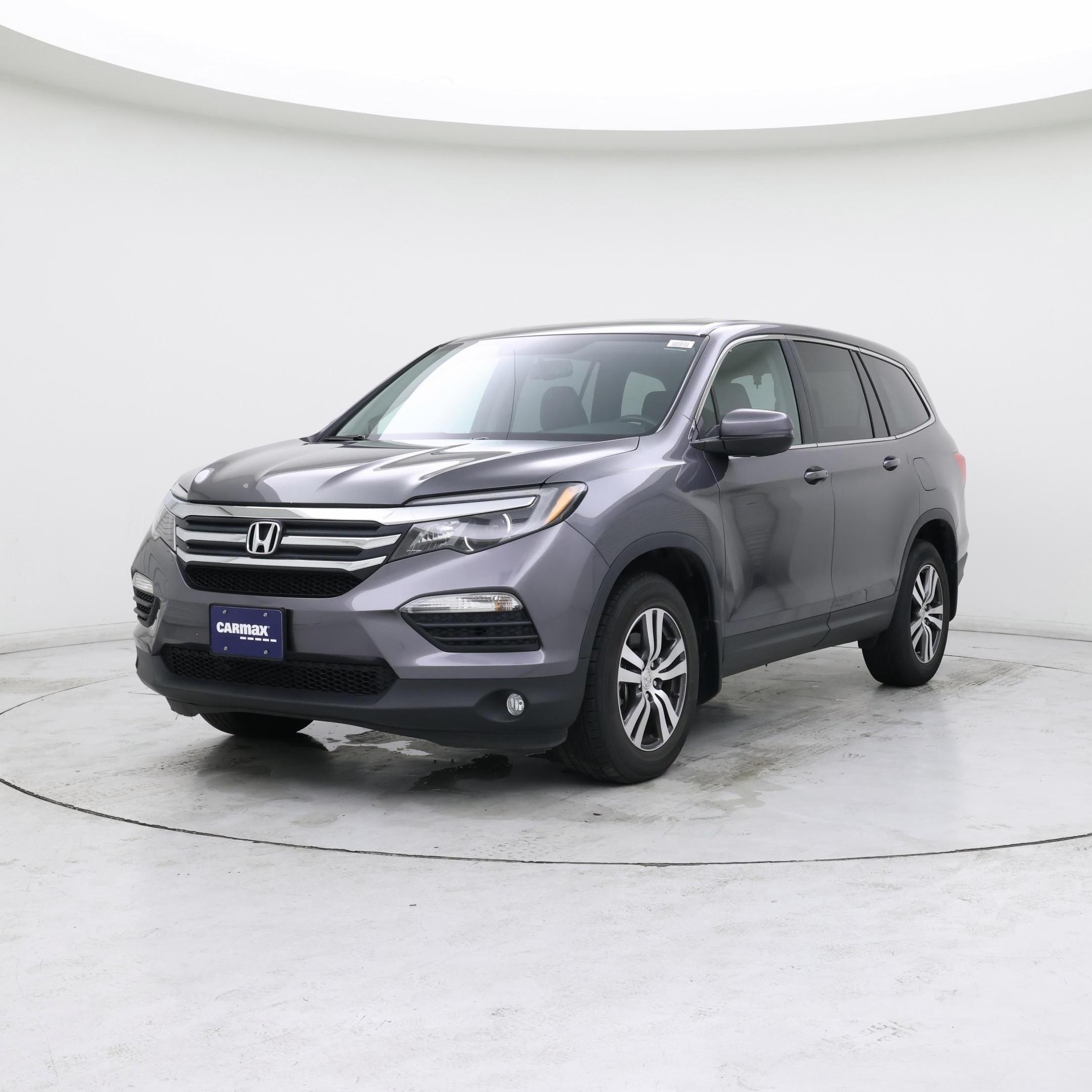 Thumbnail: 2017 Honda Pilot - 4