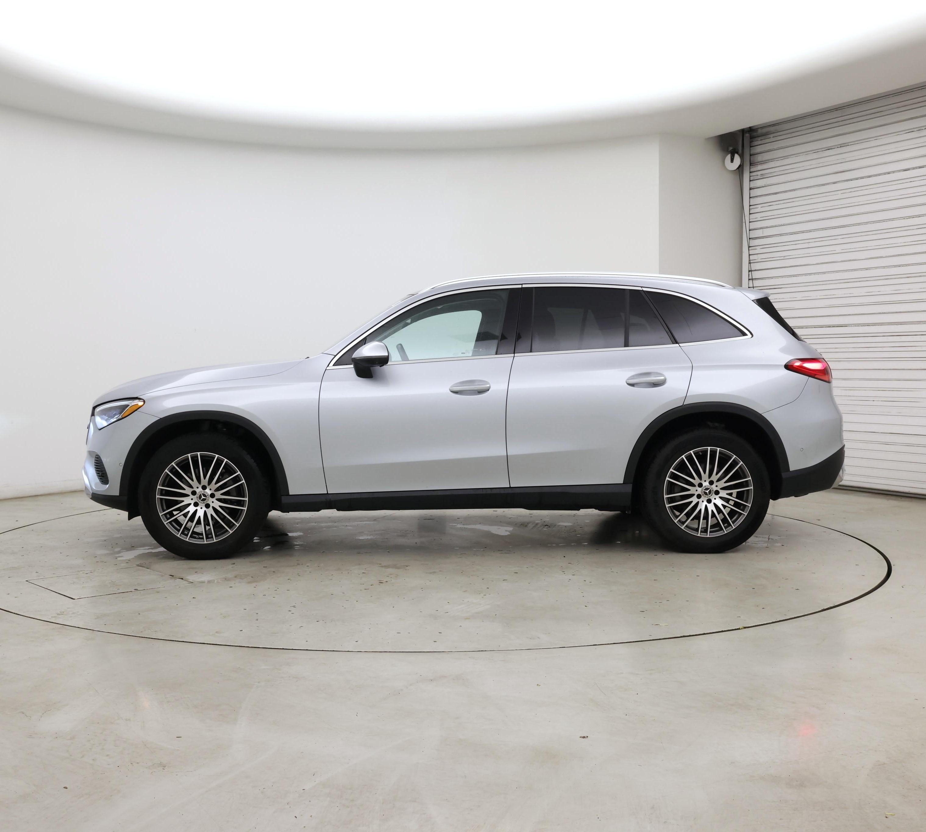 Thumbnail: 2024 Mercedes-Benz GLC - 3