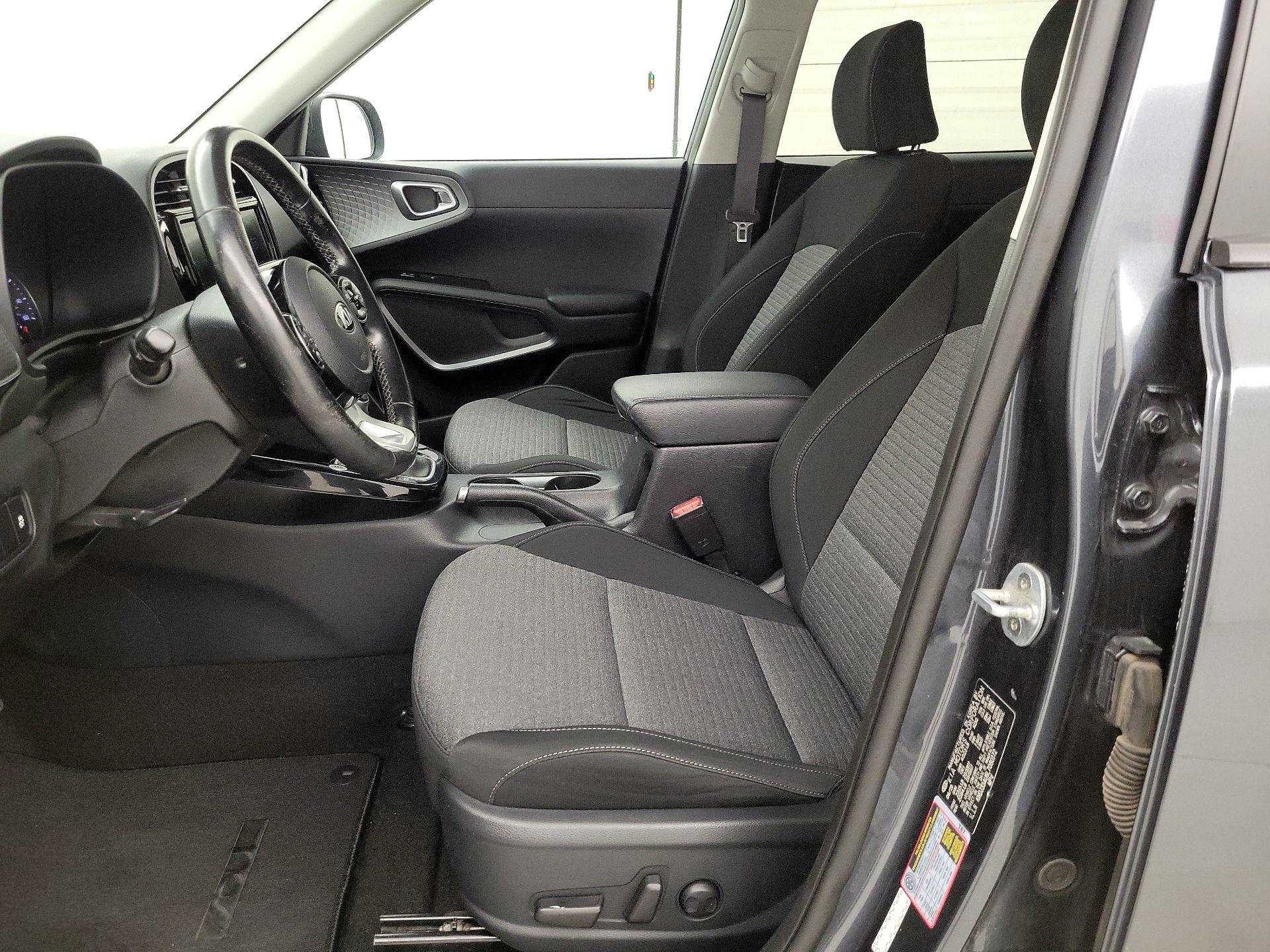 Thumbnail: 2020 Kia Soul - 11