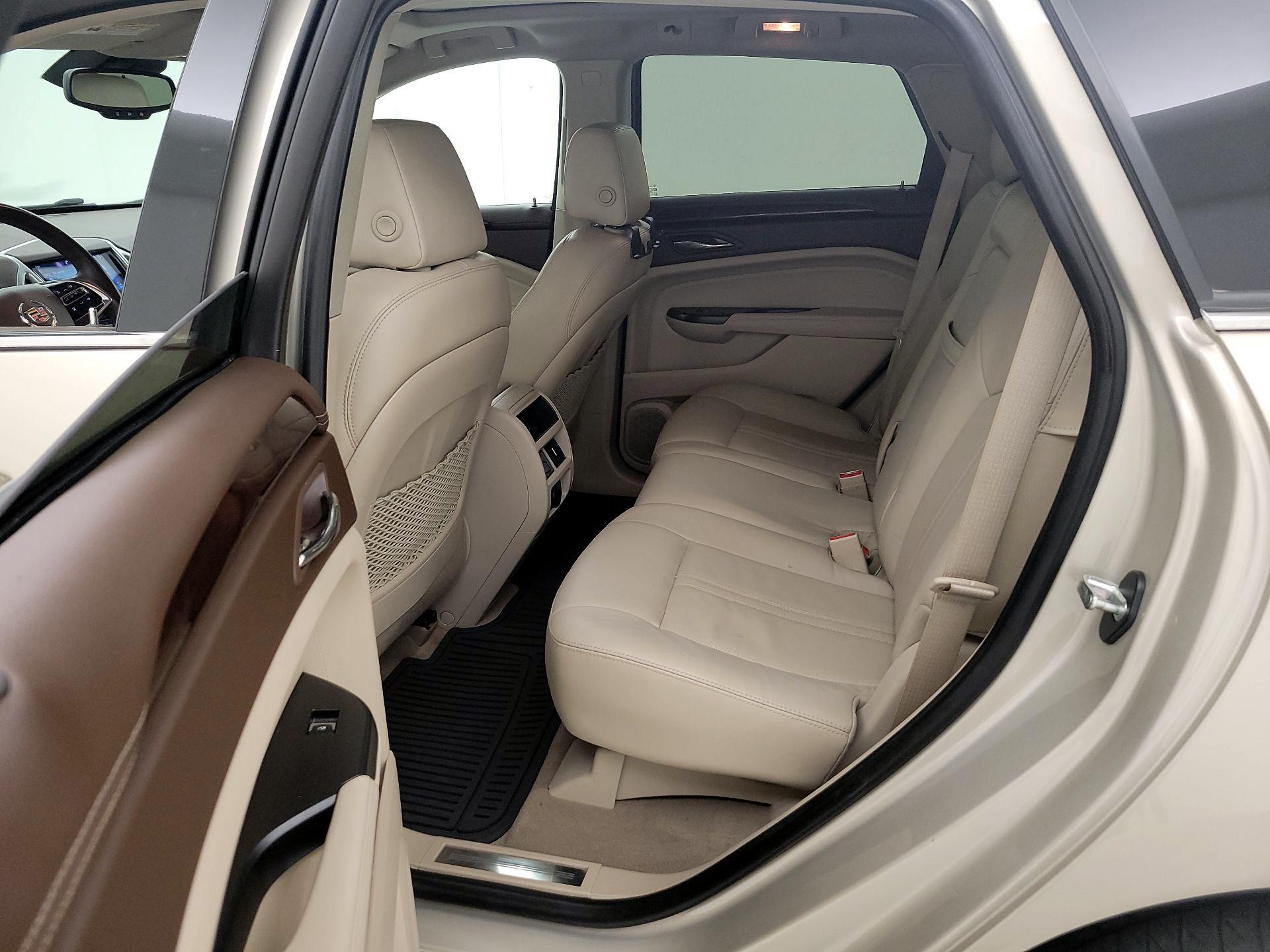 Thumbnail: 2016 Cadillac SRX - 20