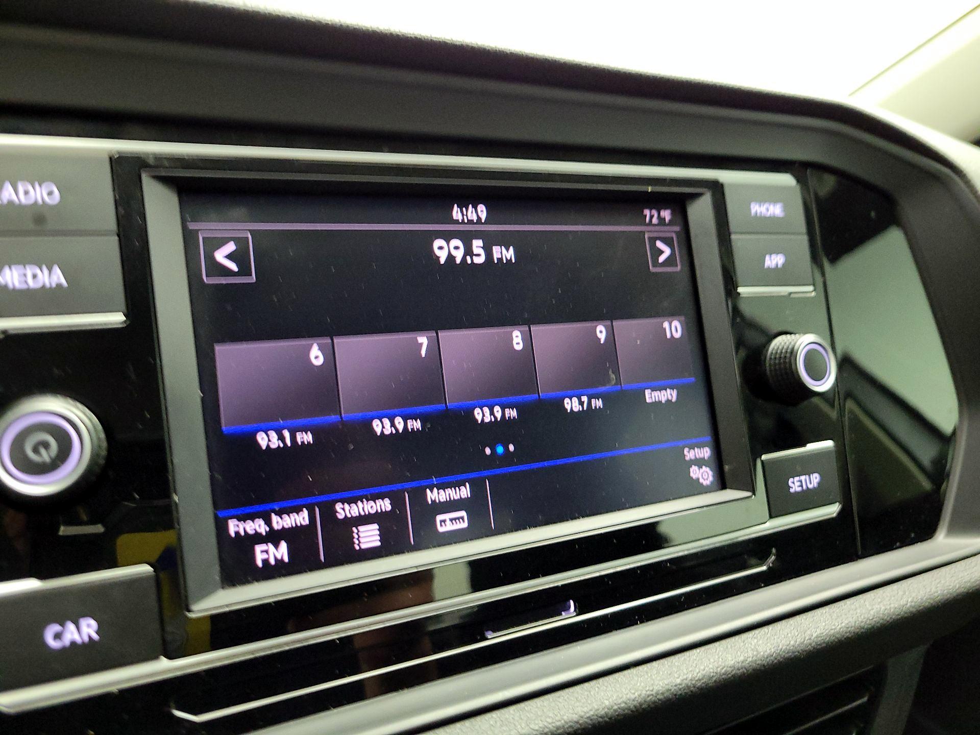 Thumbnail: 2019 Volkswagen Jetta - 13