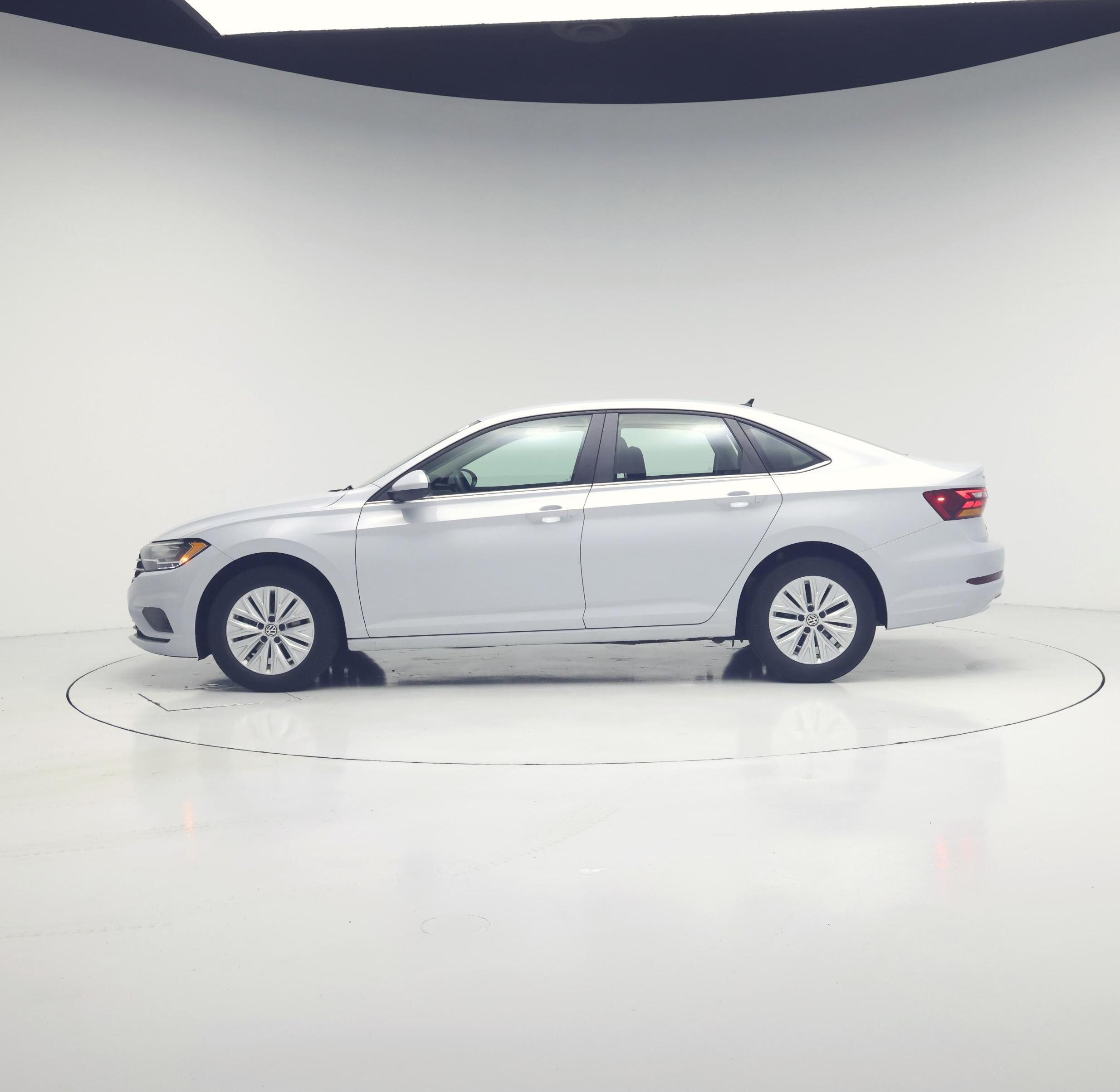Thumbnail: 2019 Volkswagen Jetta - 3