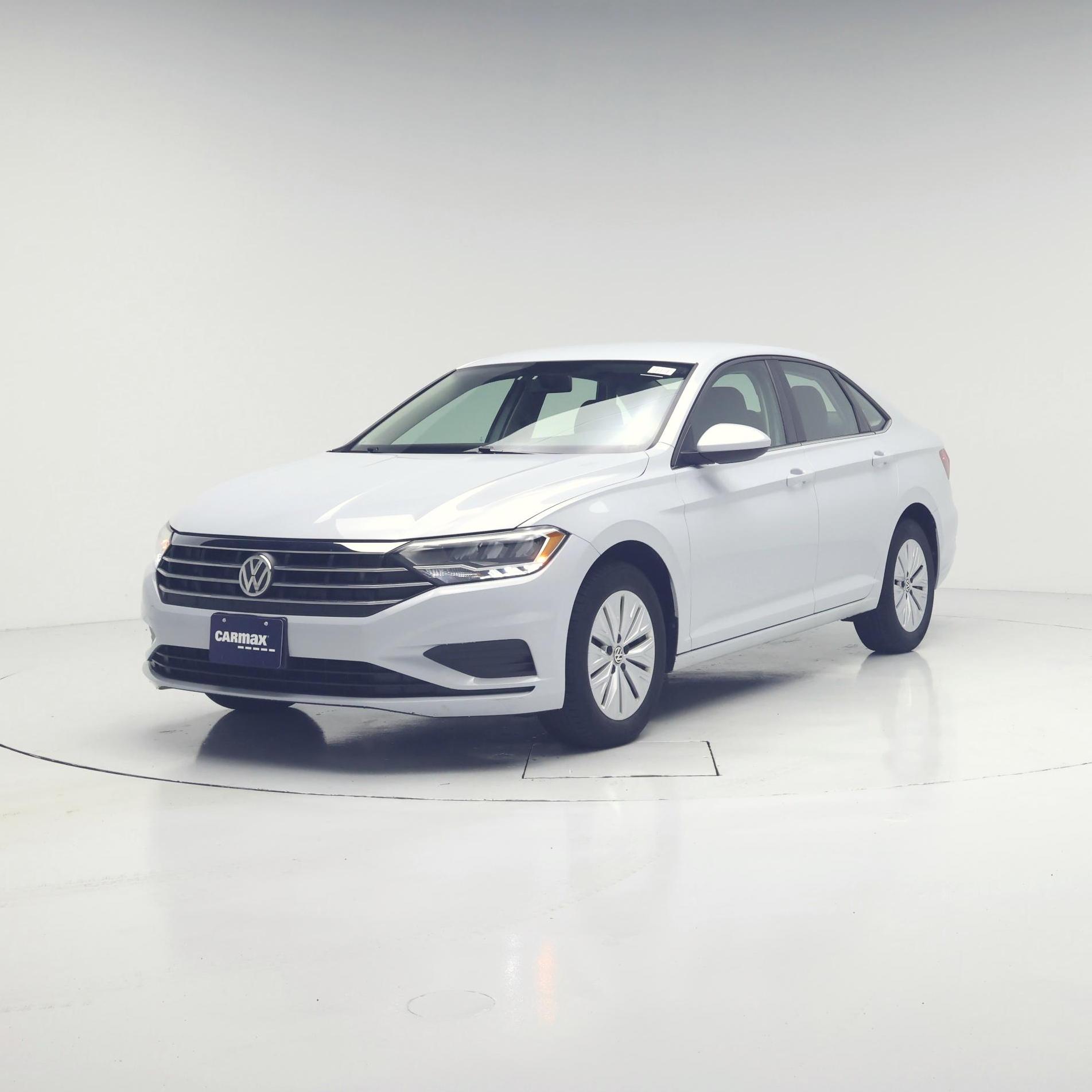 Thumbnail: 2019 Volkswagen Jetta - 4