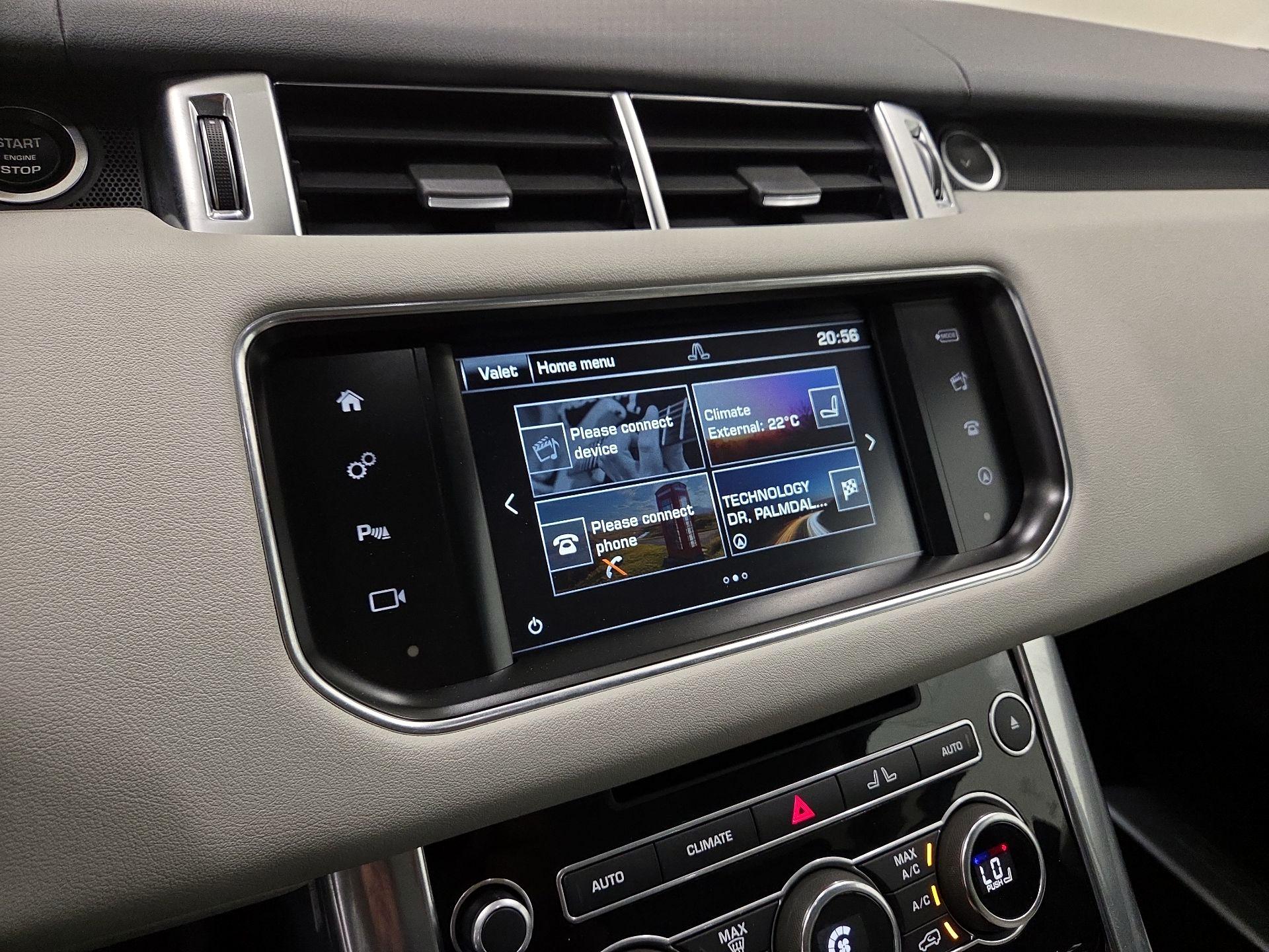 Thumbnail: 2016 Land Rover Range Rover Sport - 16