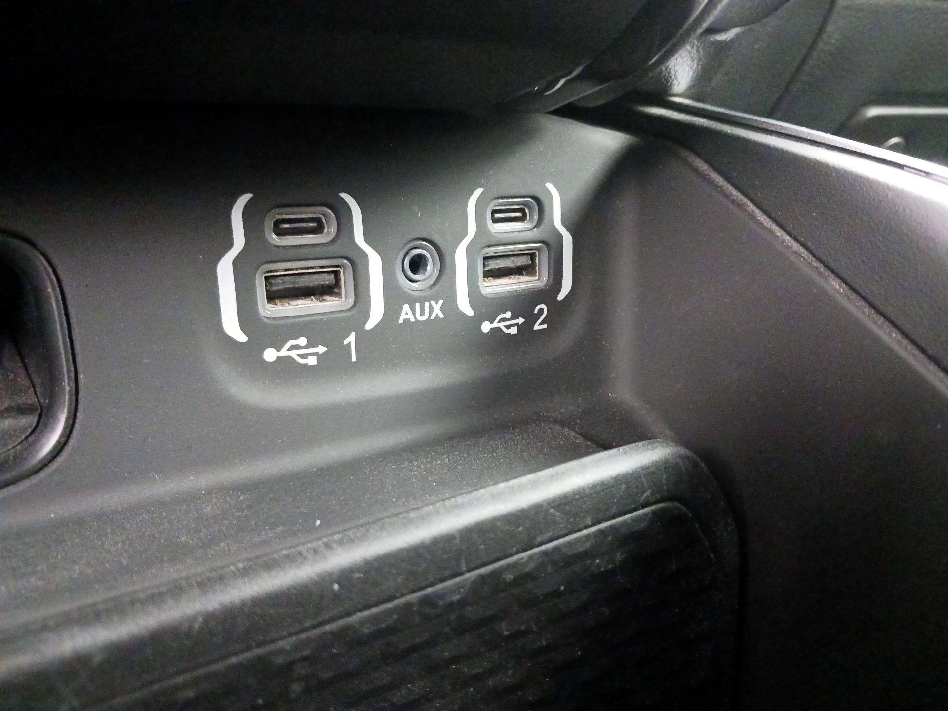 Thumbnail: 2021 RAM 1500 - 19