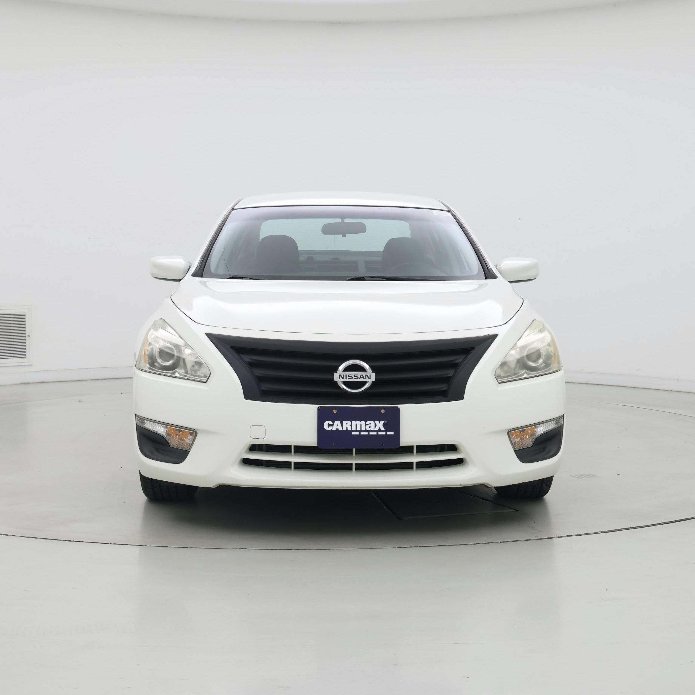 Thumbnail: 2015 Nissan Altima - 5