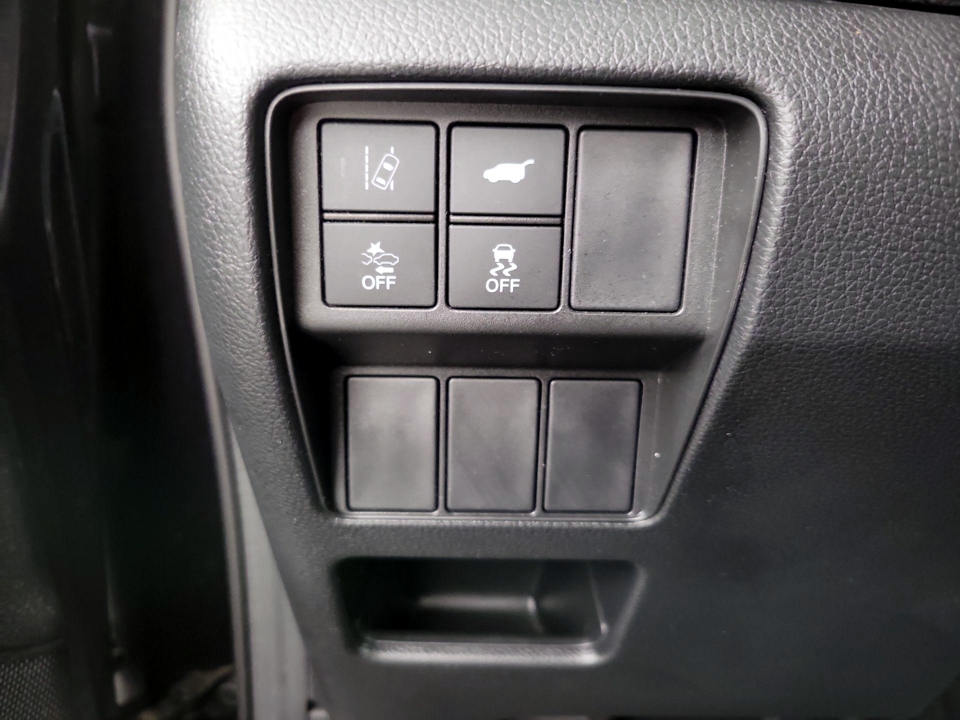 Thumbnail: 2017 Honda CR-V - 13