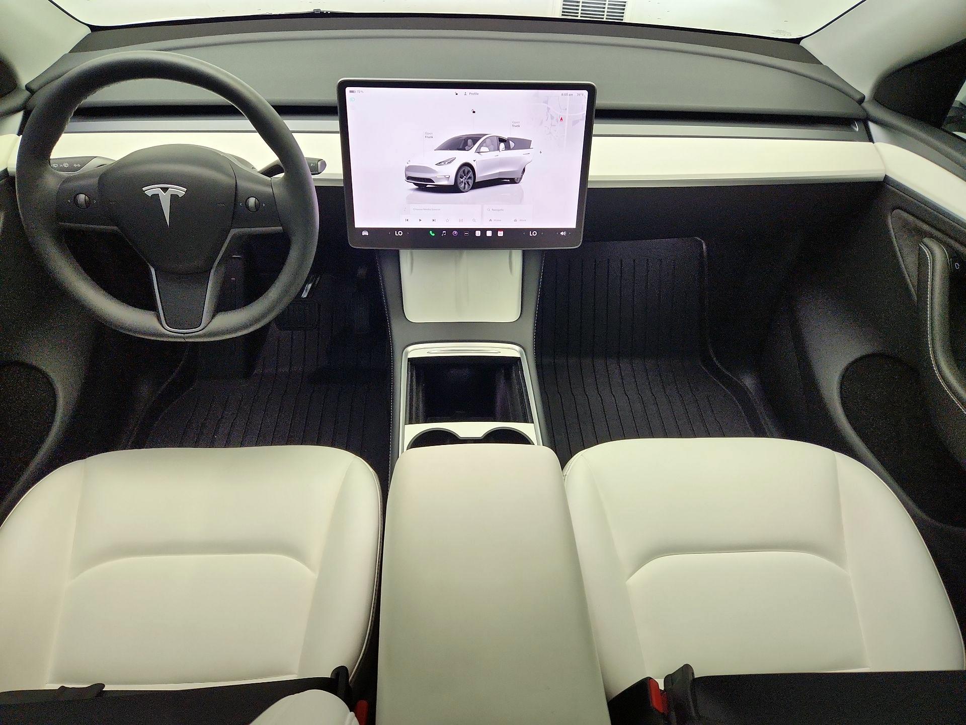 Thumbnail: 2025 Tesla Model Y - 9
