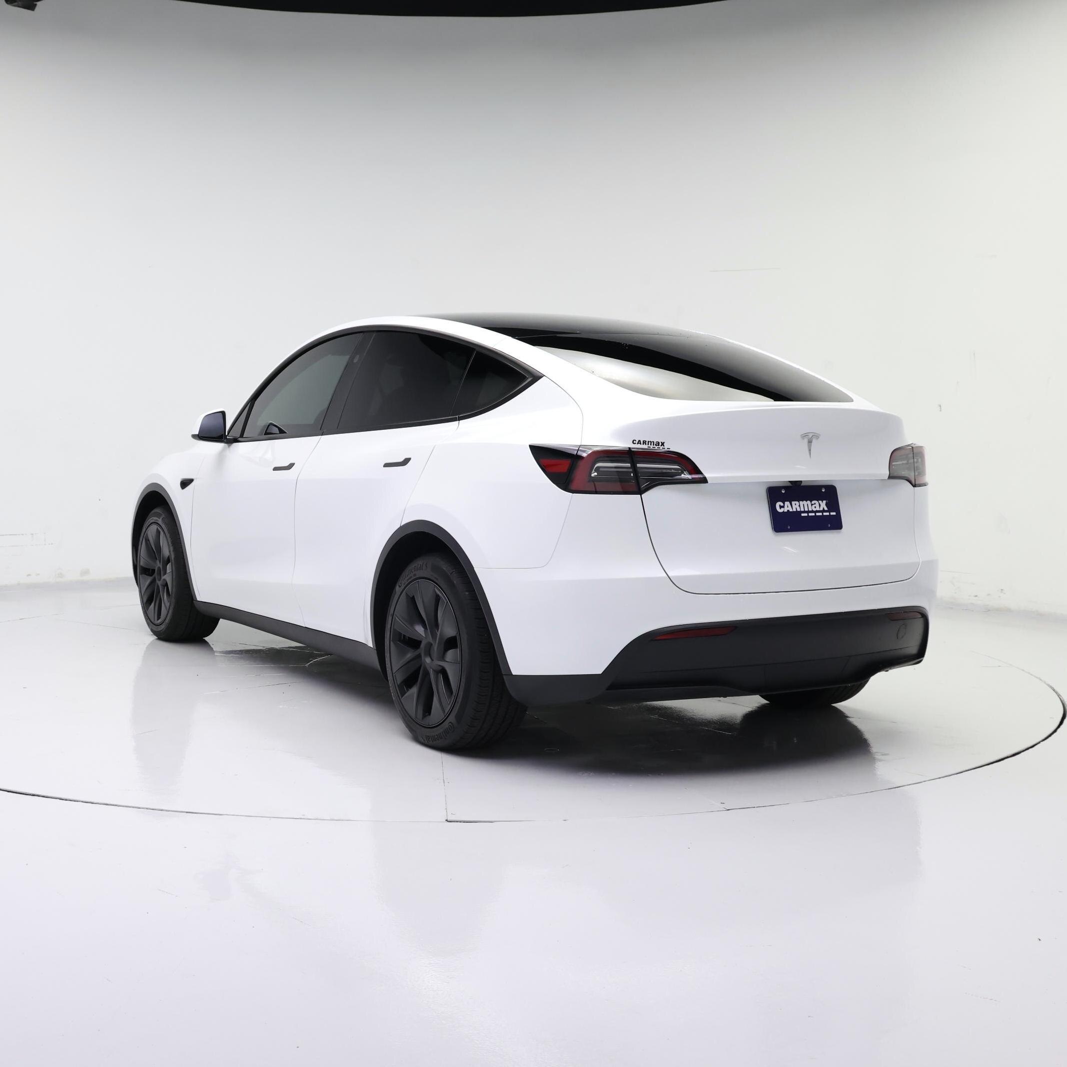 Thumbnail: 2025 Tesla Model Y - 2
