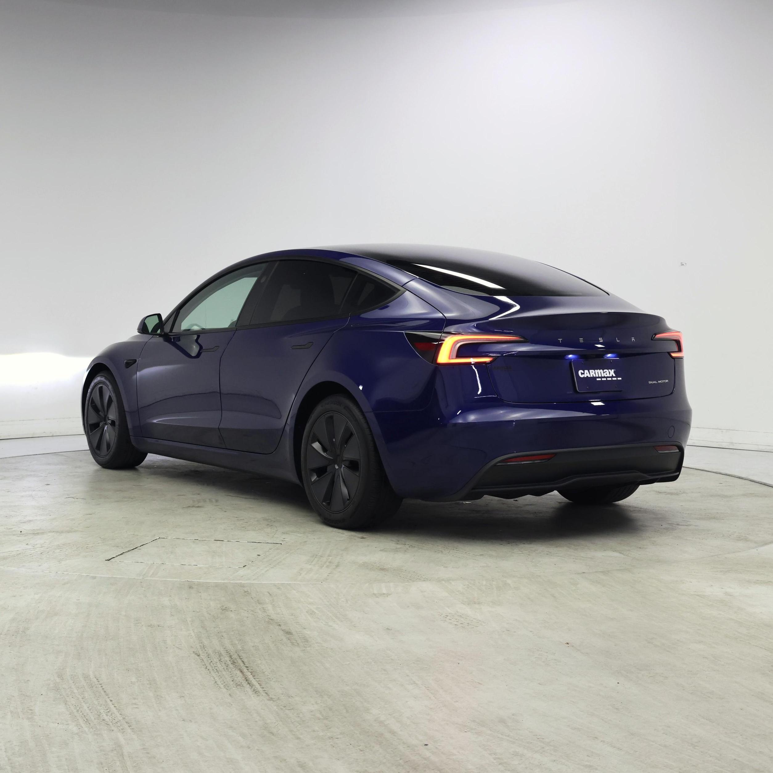 Thumbnail: 2025 Tesla Model 3 - 2