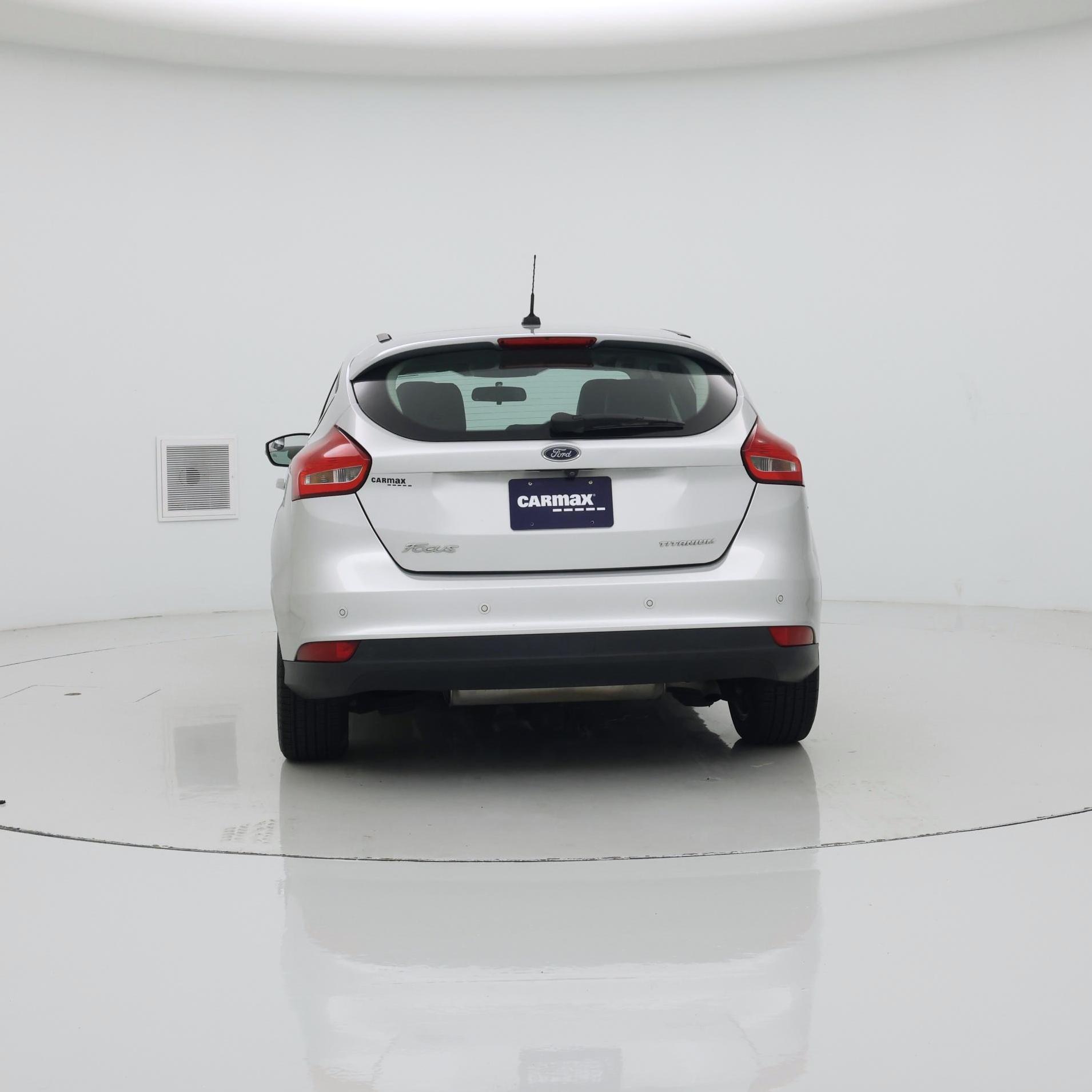 Thumbnail: 2018 Ford Focus - 6