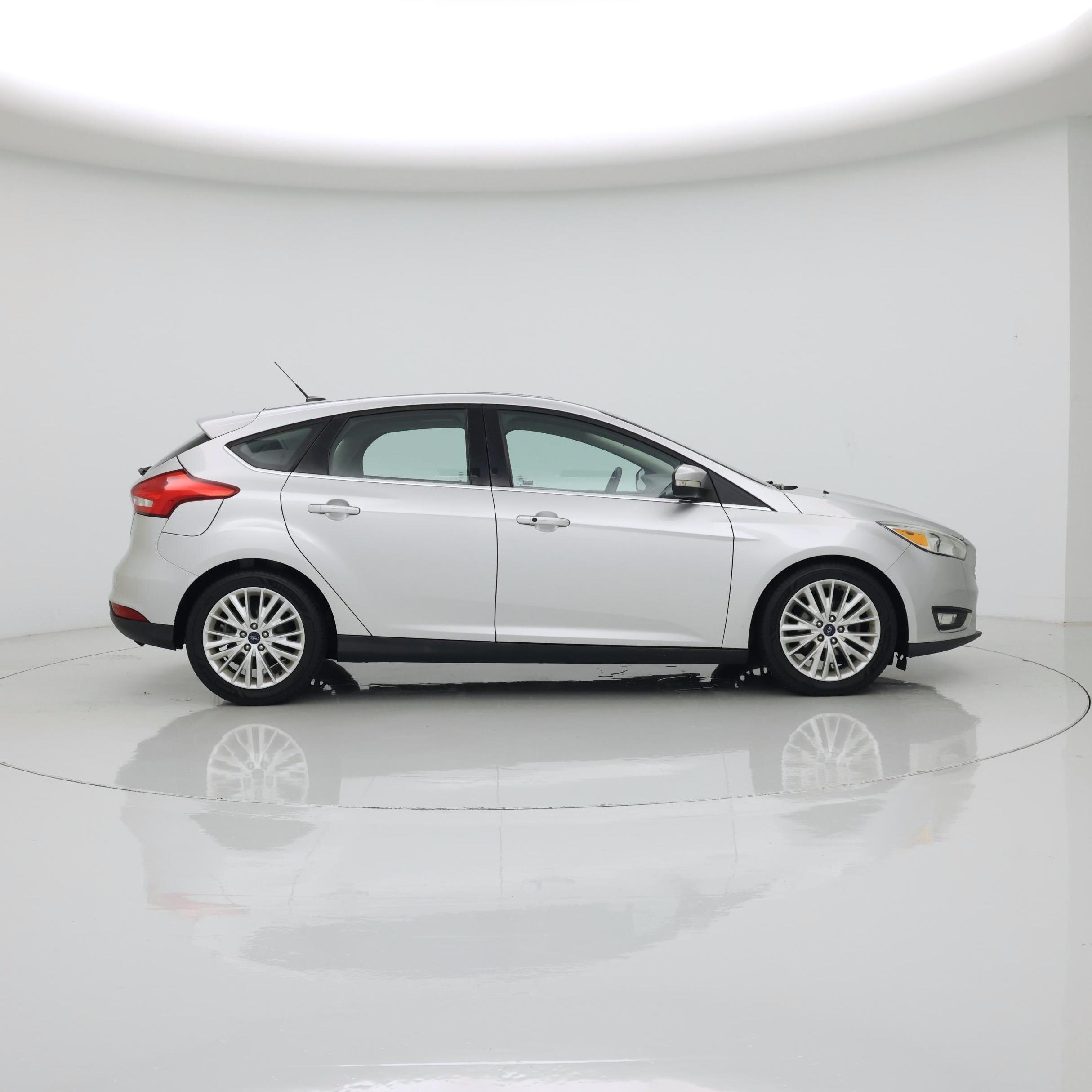 Thumbnail: 2018 Ford Focus - 7