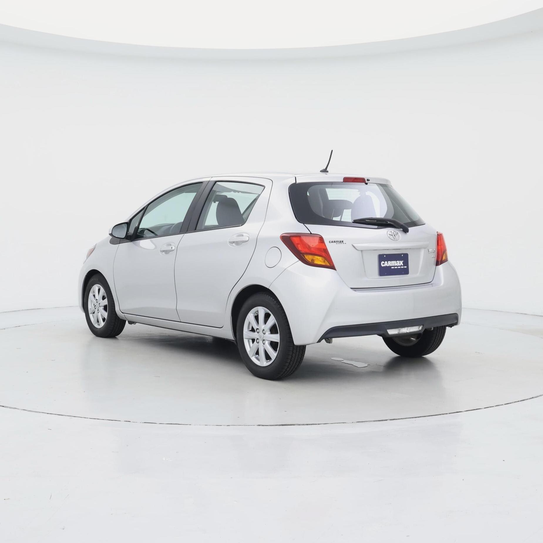 Thumbnail: 2015 Toyota Yaris - 2