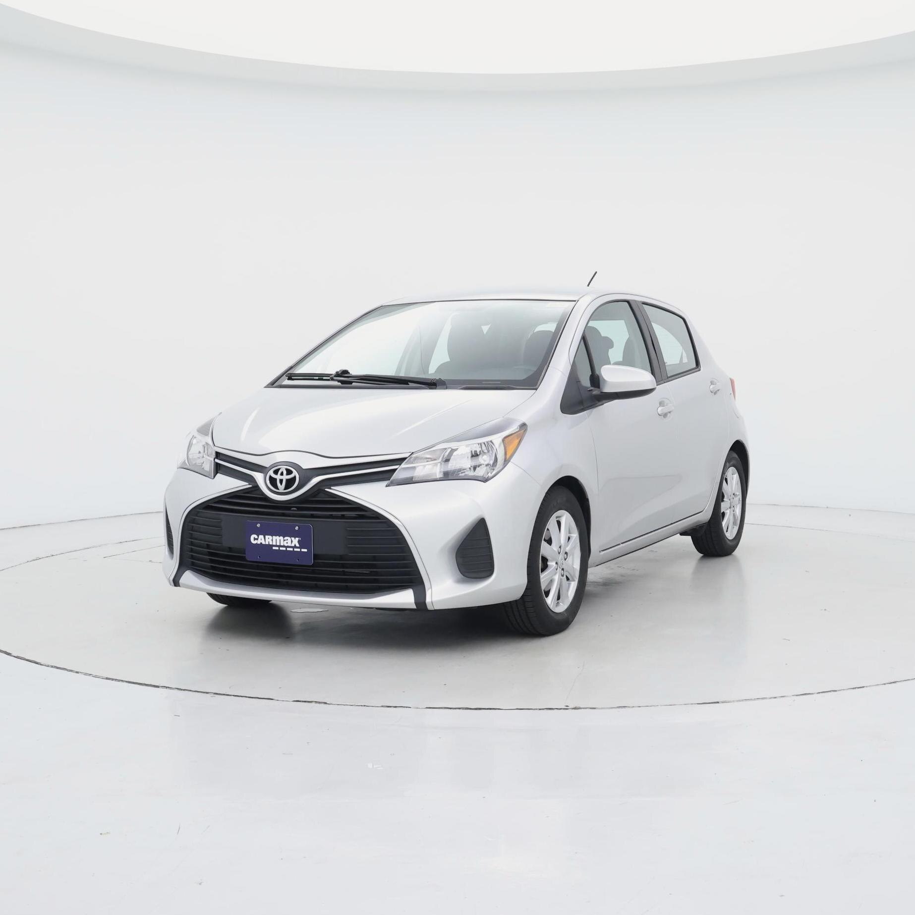 Thumbnail: 2015 Toyota Yaris - 4