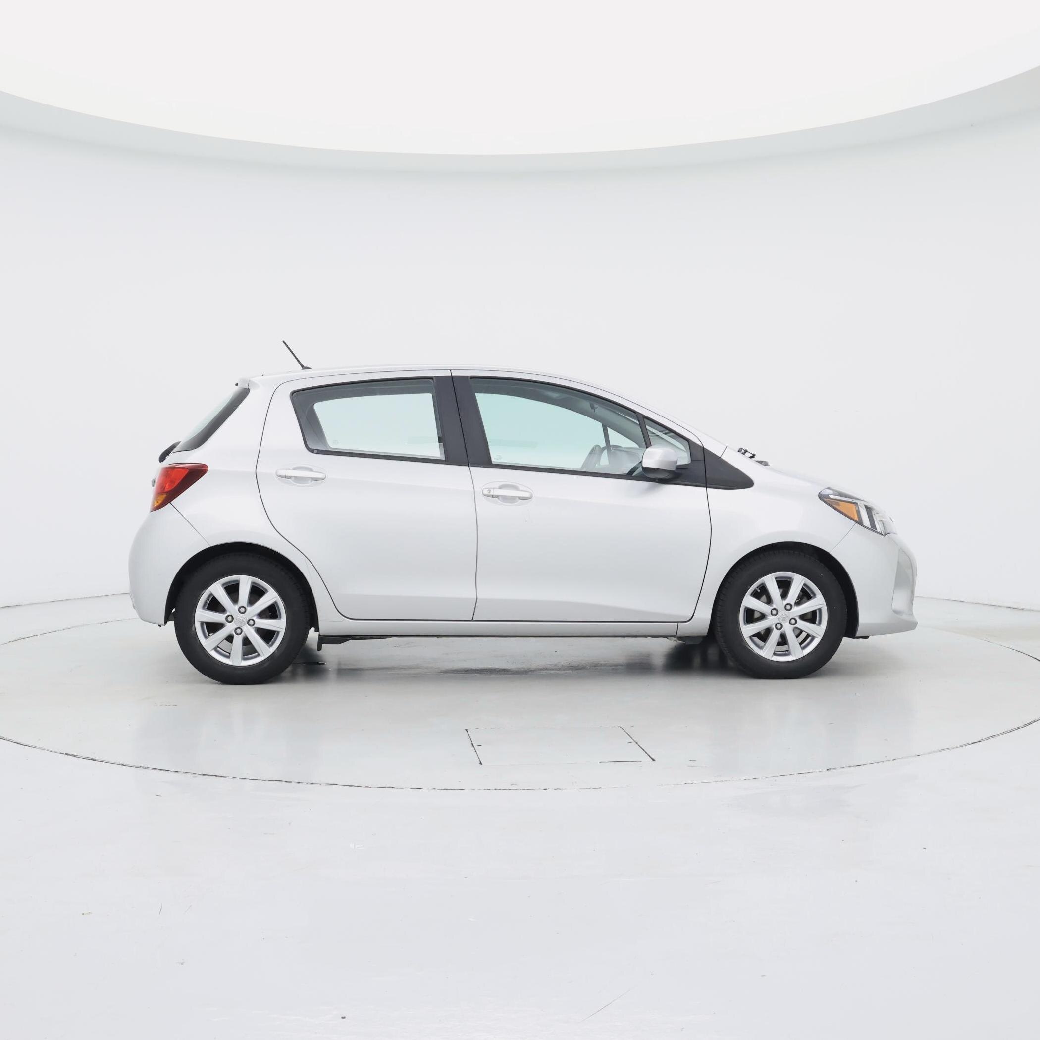 Thumbnail: 2015 Toyota Yaris - 7