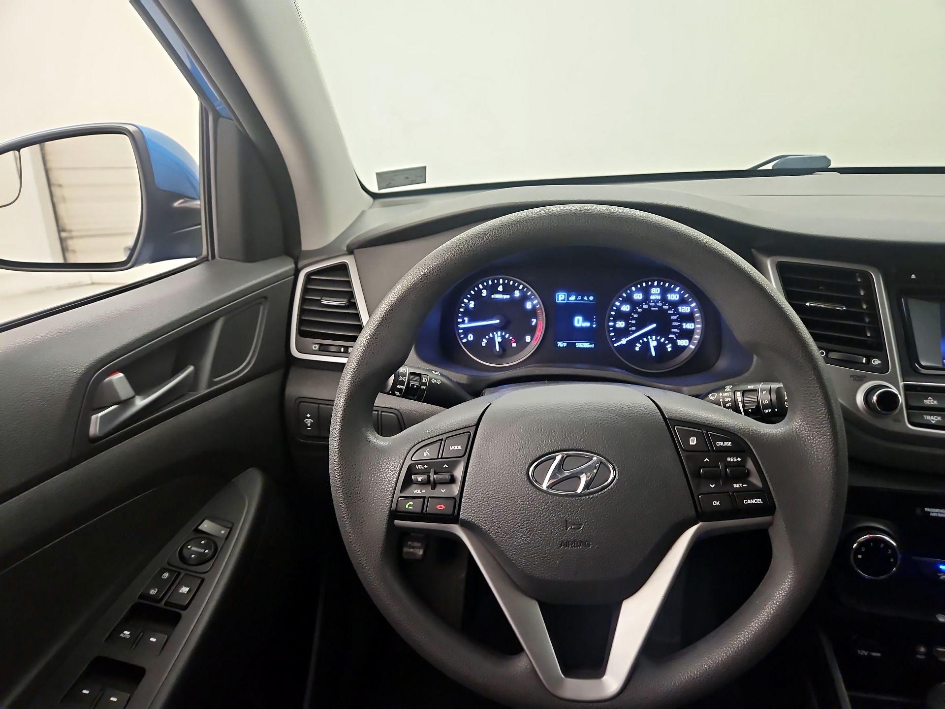 Thumbnail: 2017 Hyundai Tucson - 10