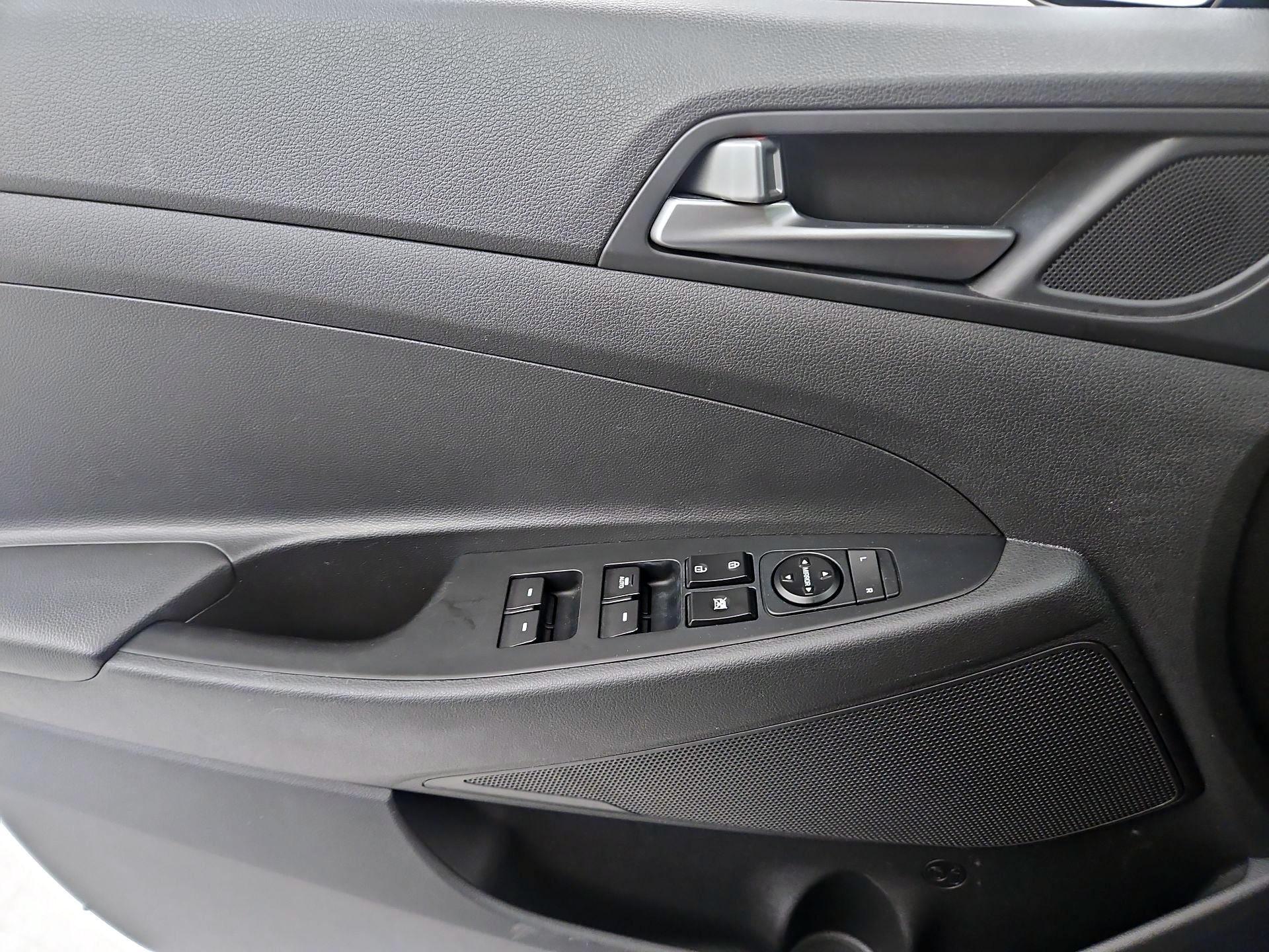 Thumbnail: 2017 Hyundai Tucson - 12