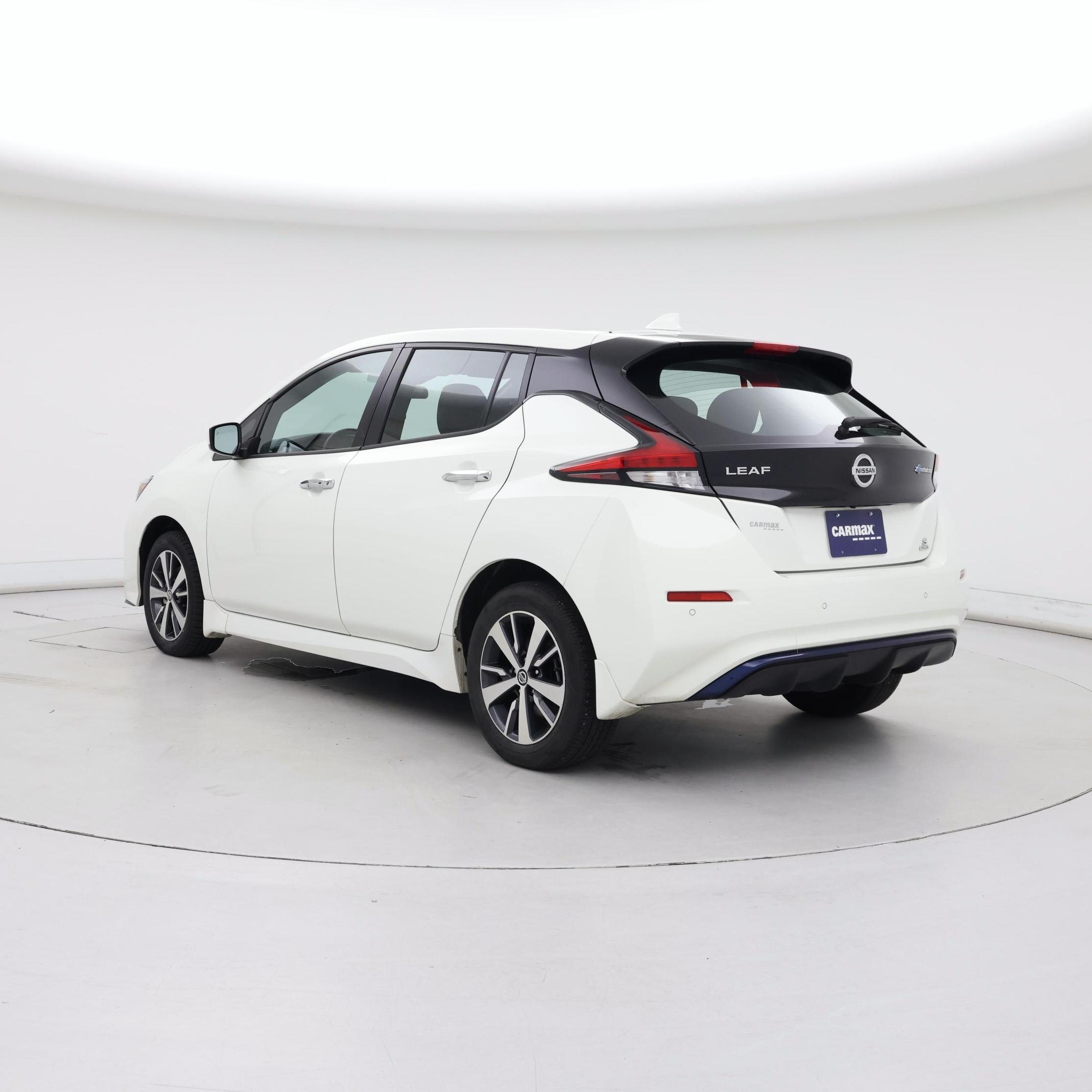 Thumbnail: 2021 Nissan Leaf - 2