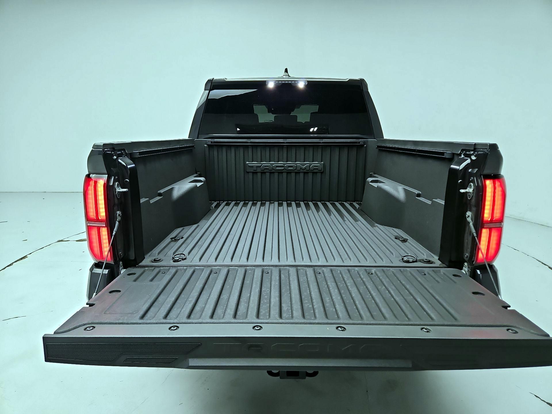 Thumbnail: 2024 Toyota Tacoma - 20