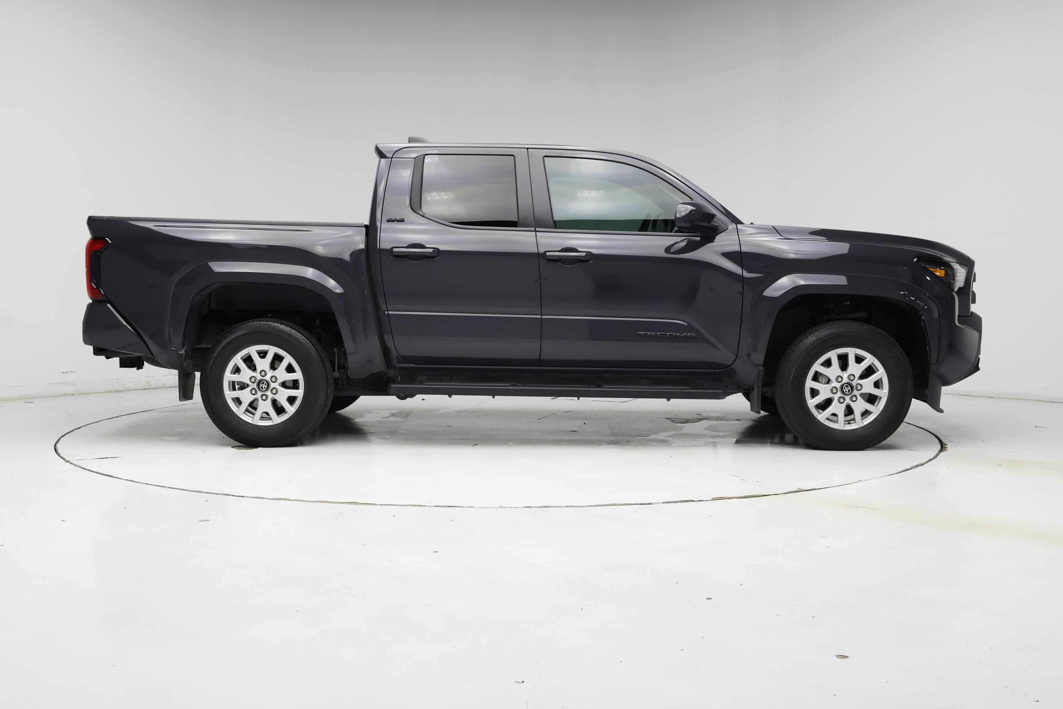 Thumbnail: 2024 Toyota Tacoma - 7