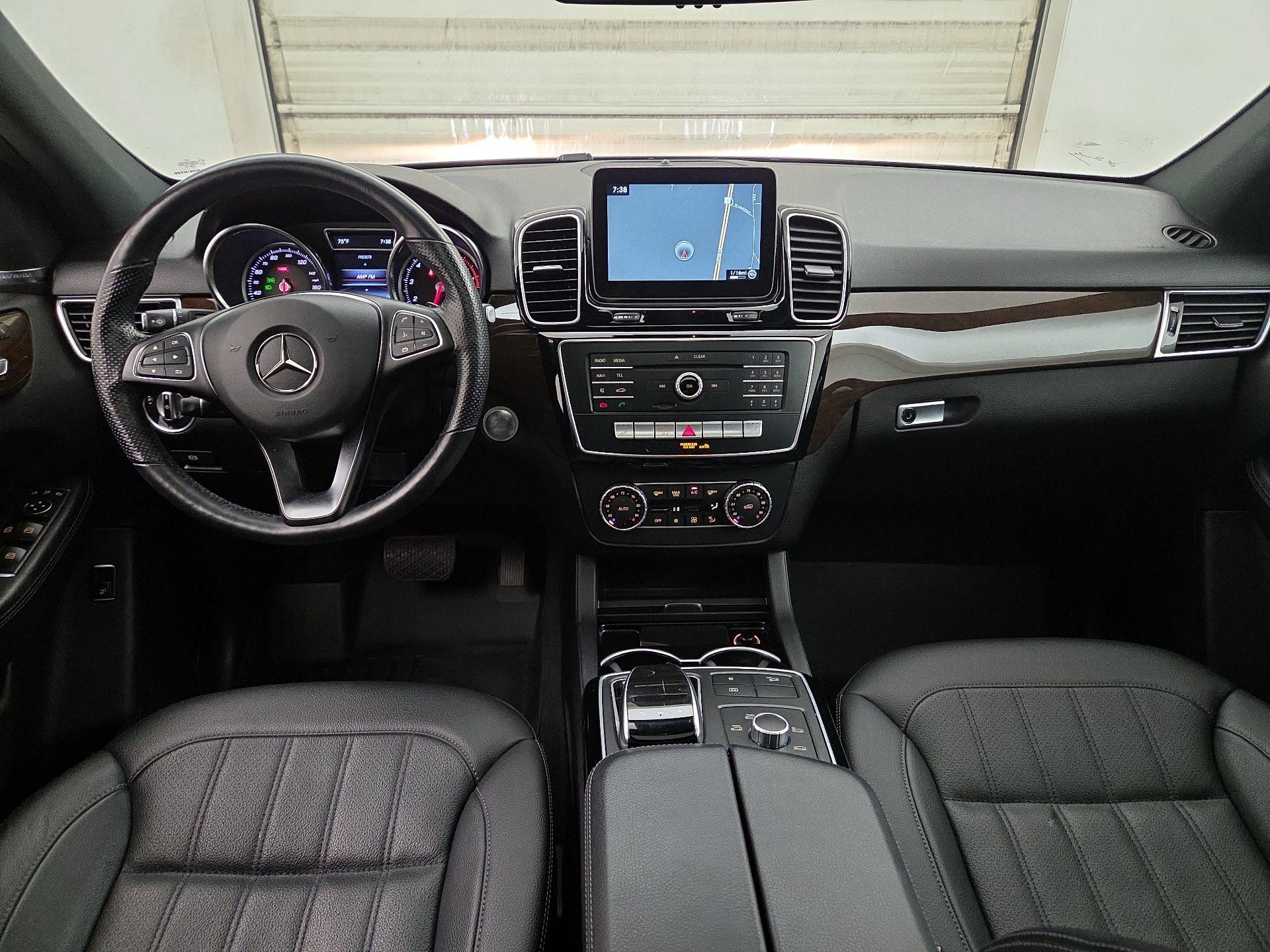 Thumbnail: 2018 Mercedes-Benz GLE - 9
