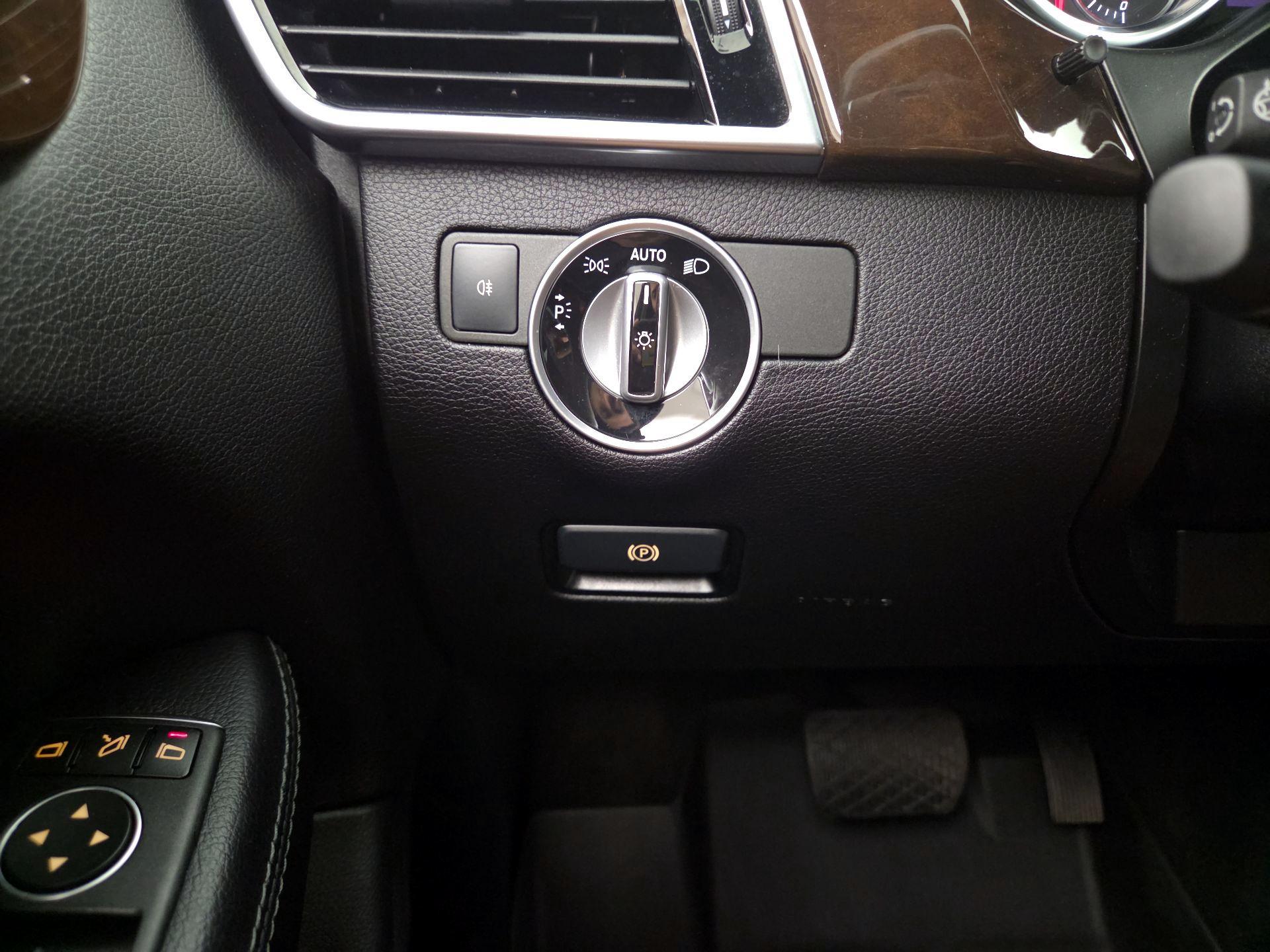 Thumbnail: 2018 Mercedes-Benz GLE - 13