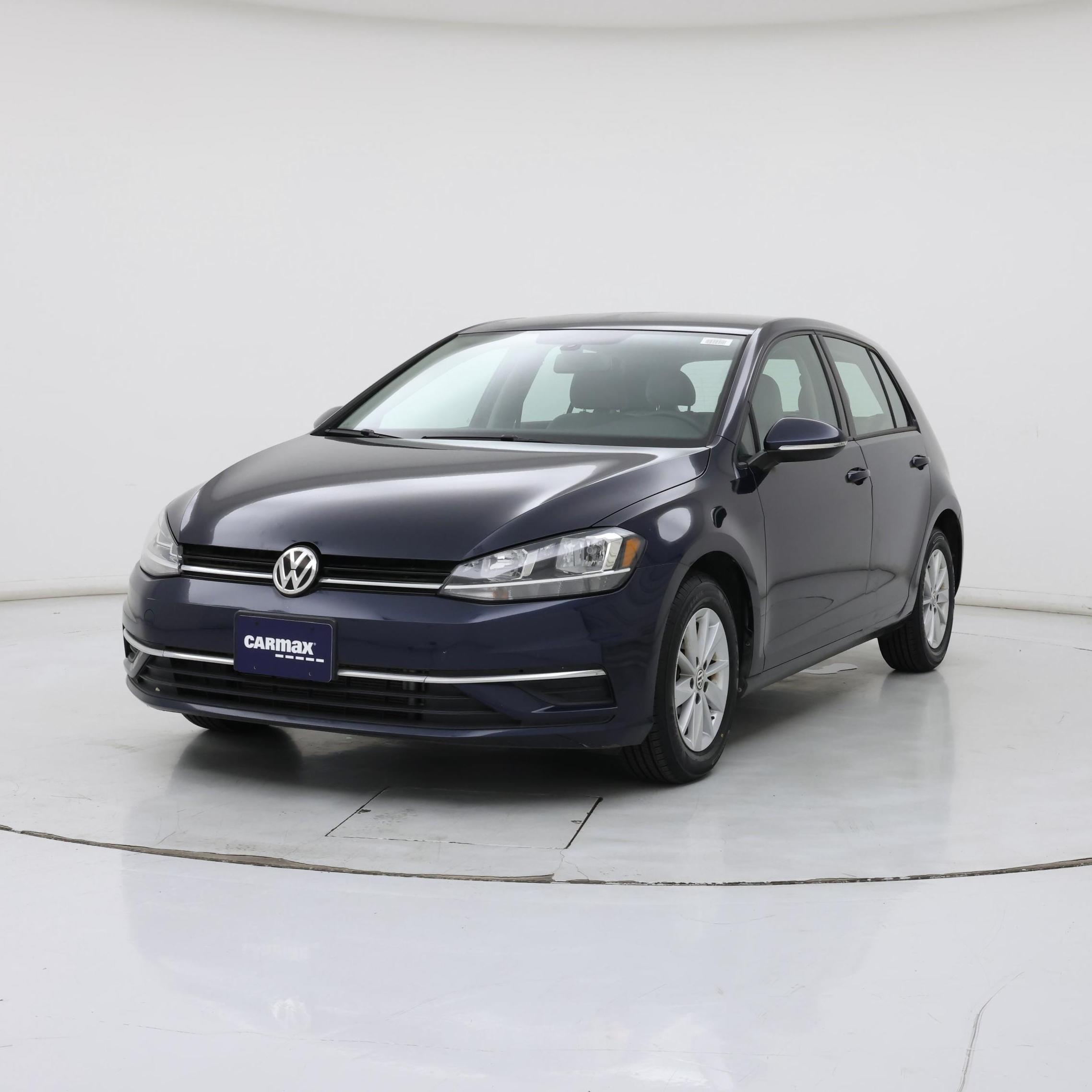 Thumbnail: 2019 Volkswagen Golf - 4