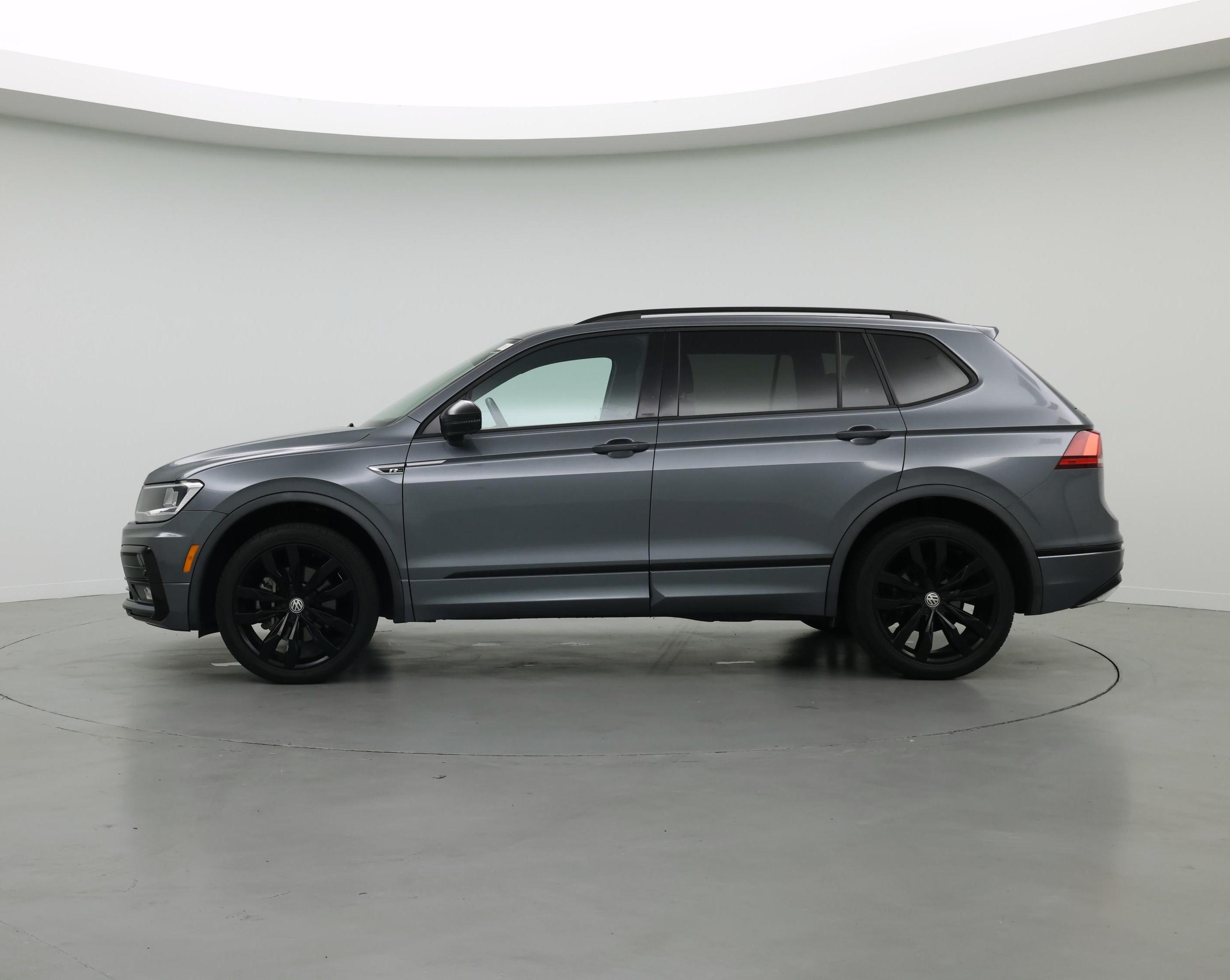 Thumbnail: 2021 Volkswagen Tiguan - 3