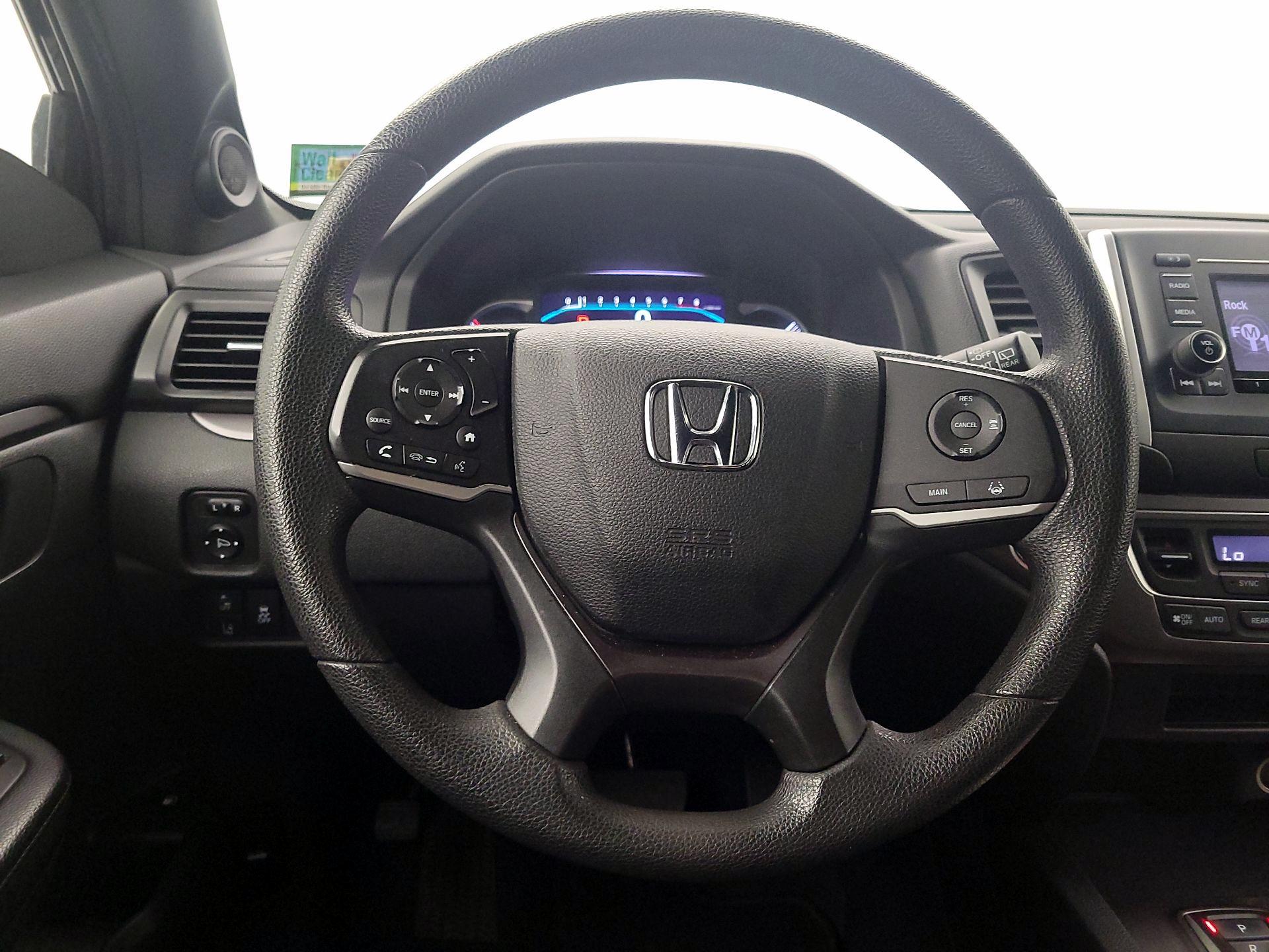 Thumbnail: 2019 Honda Passport - 10