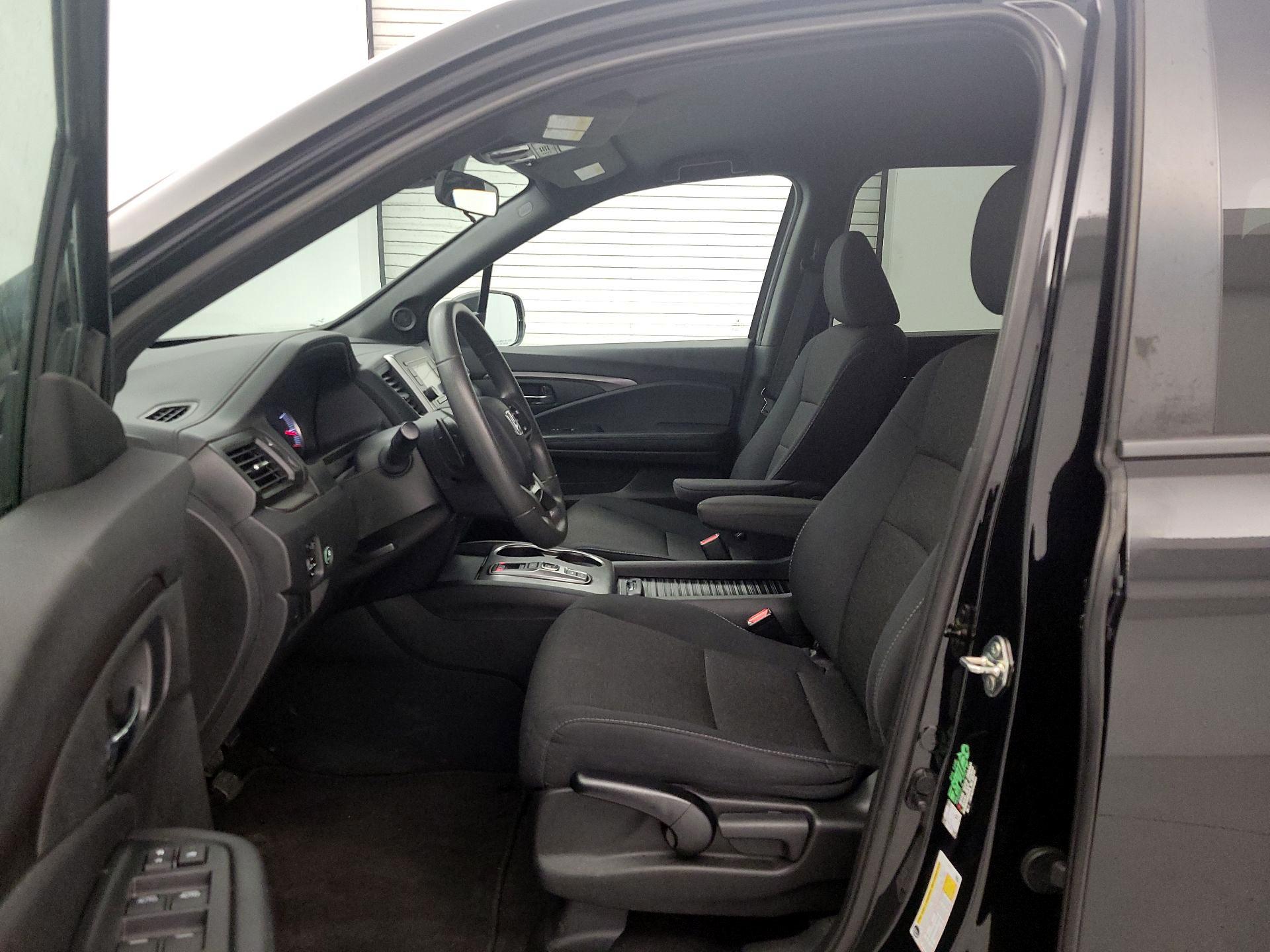 Thumbnail: 2019 Honda Passport - 11