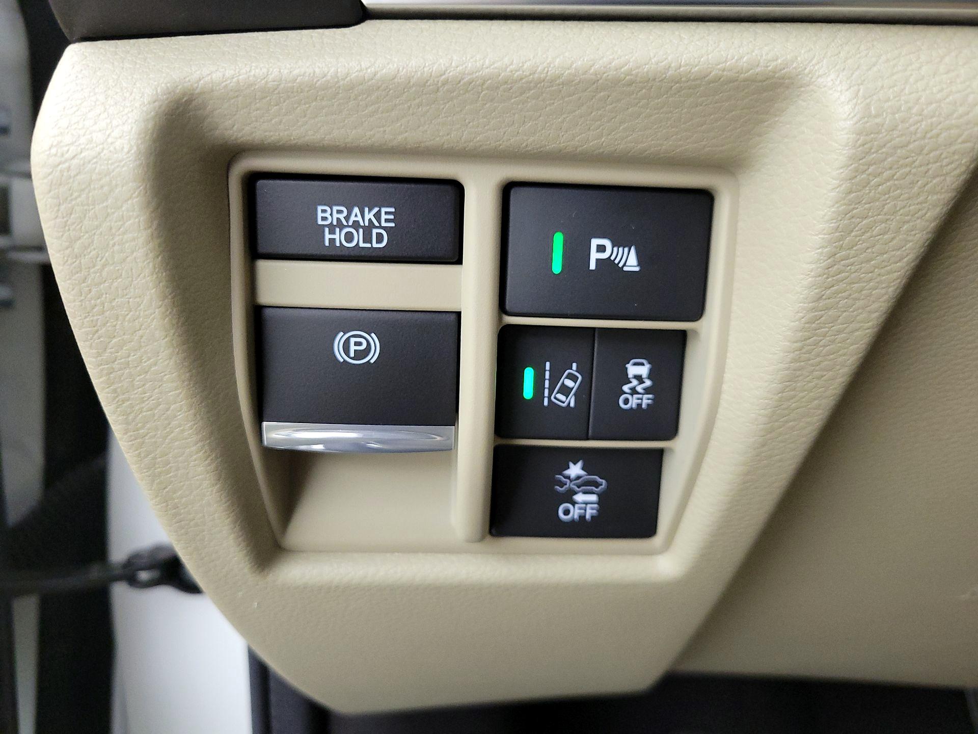 Thumbnail: 2019 Acura MDX - 13