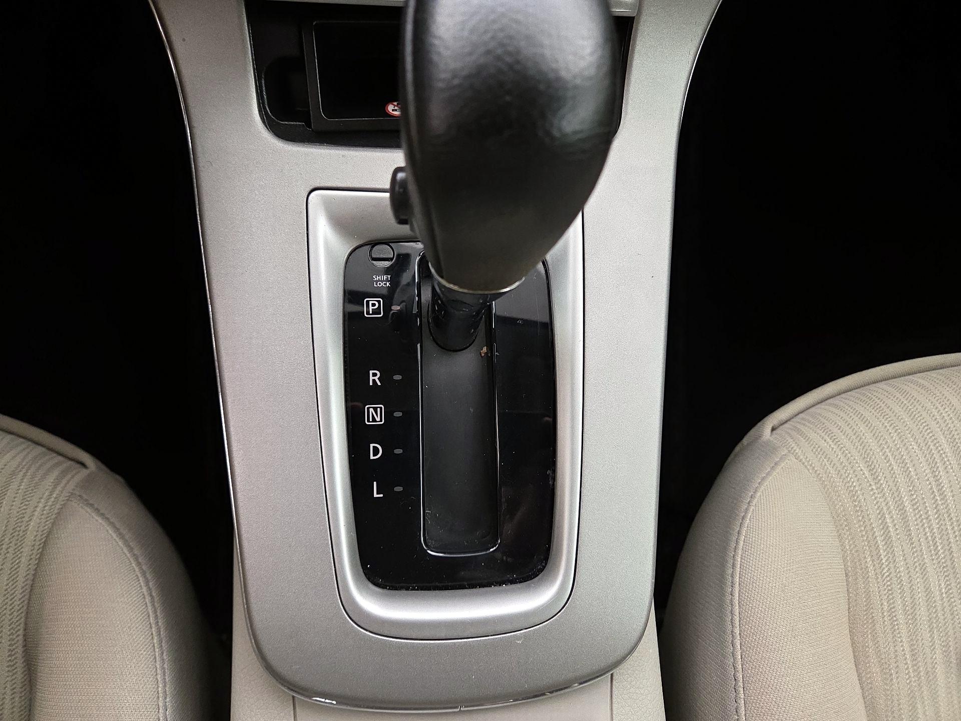 Thumbnail: 2015 Nissan Sentra - 17