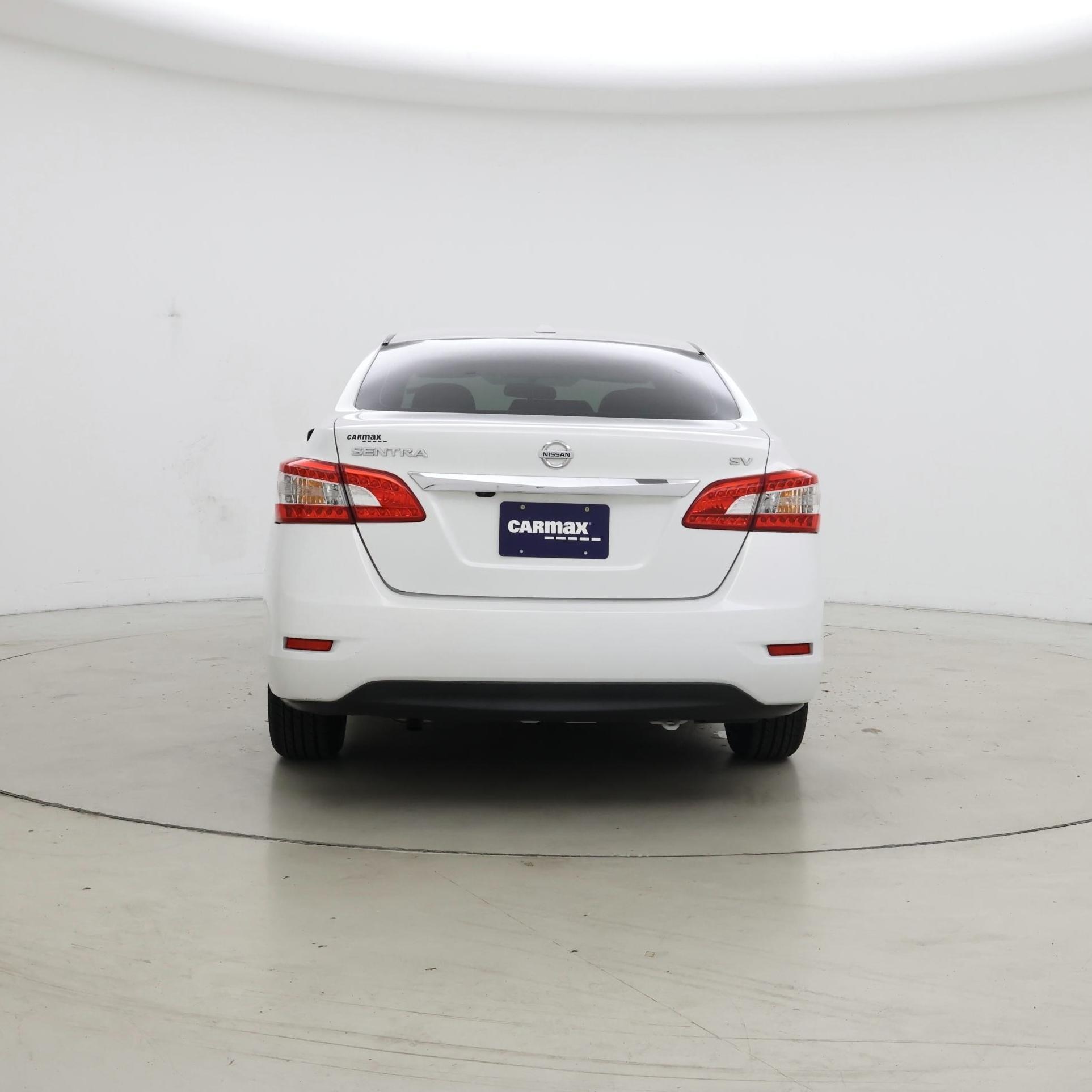Thumbnail: 2015 Nissan Sentra - 6