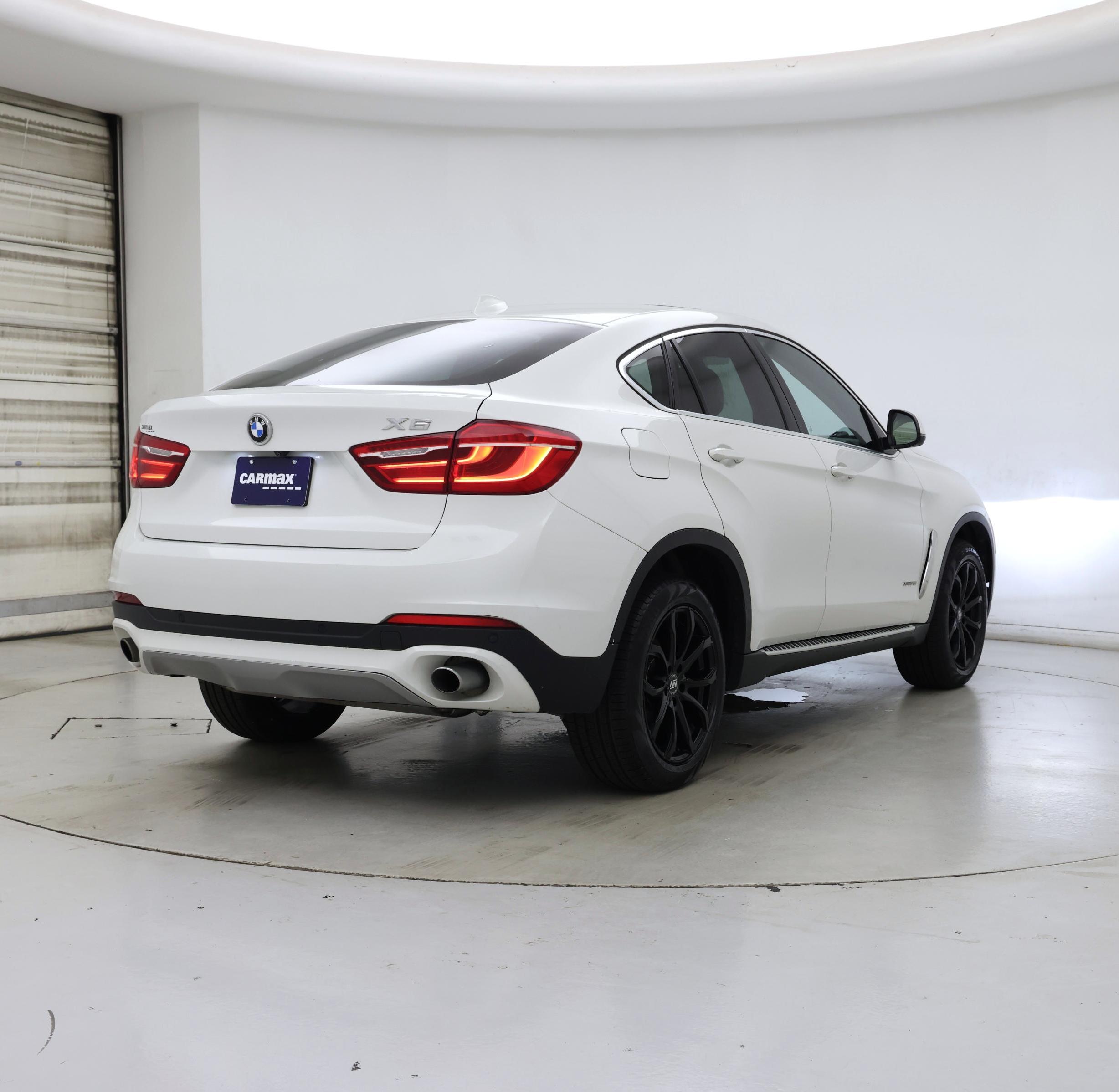 Thumbnail: 2016 BMW X6 - 8