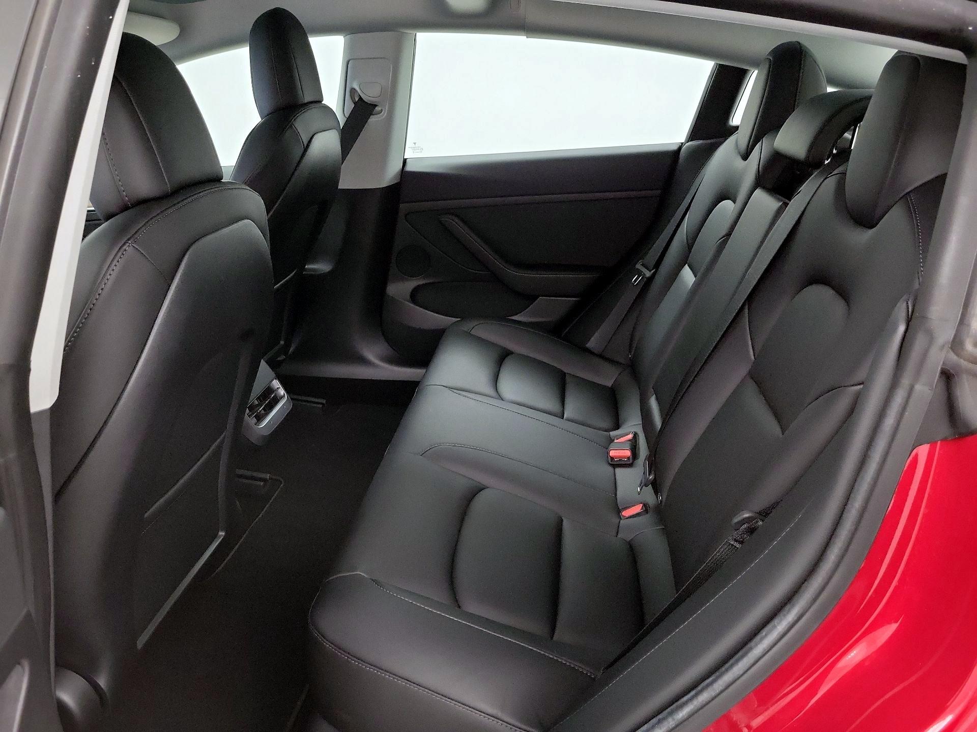Thumbnail: 2022 Tesla Model 3 - 18